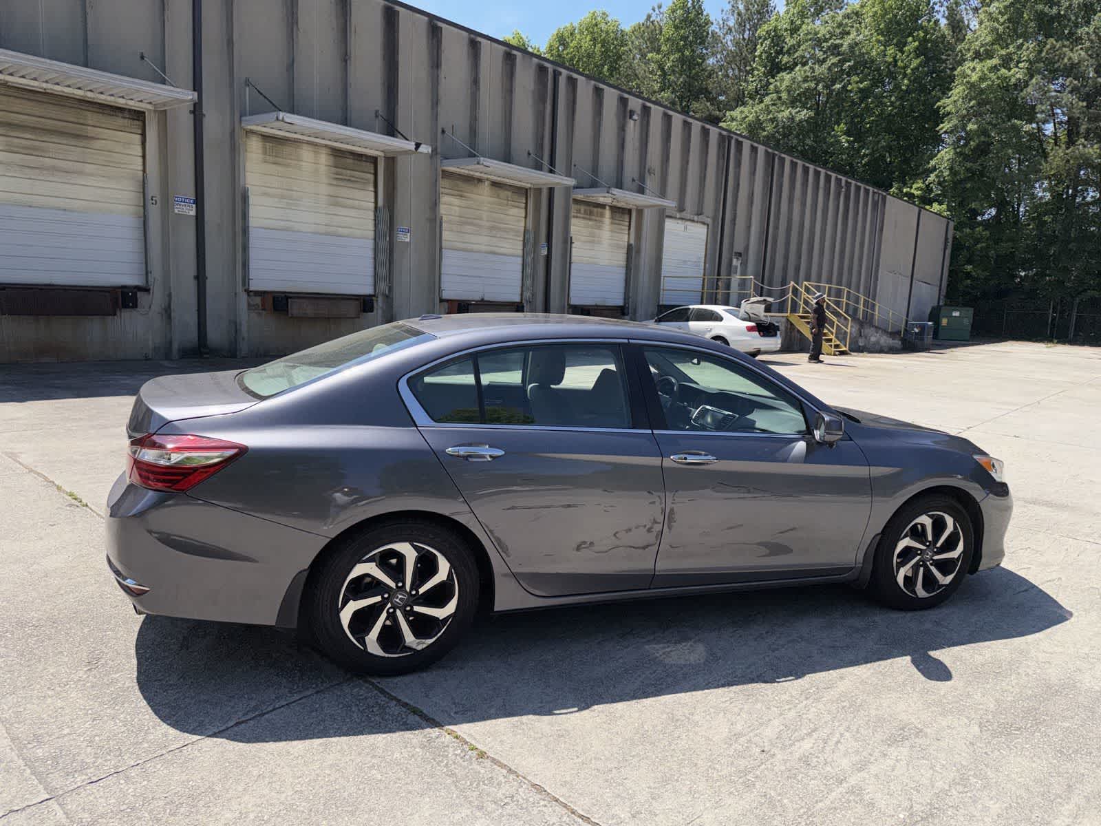 Thumbnail: 2017 Honda Accord - 10