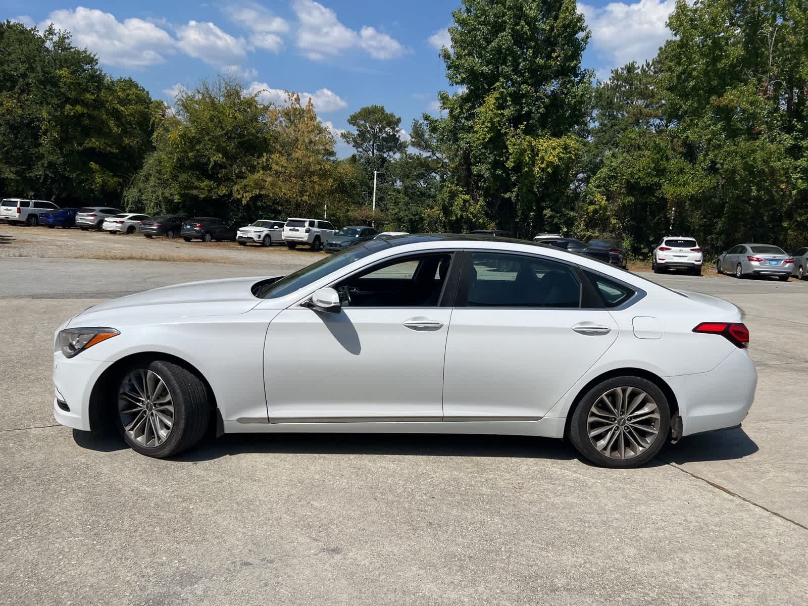 Thumbnail: 2015 Hyundai Genesis - 6