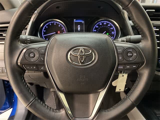 2020 Toyota Camry SE 7