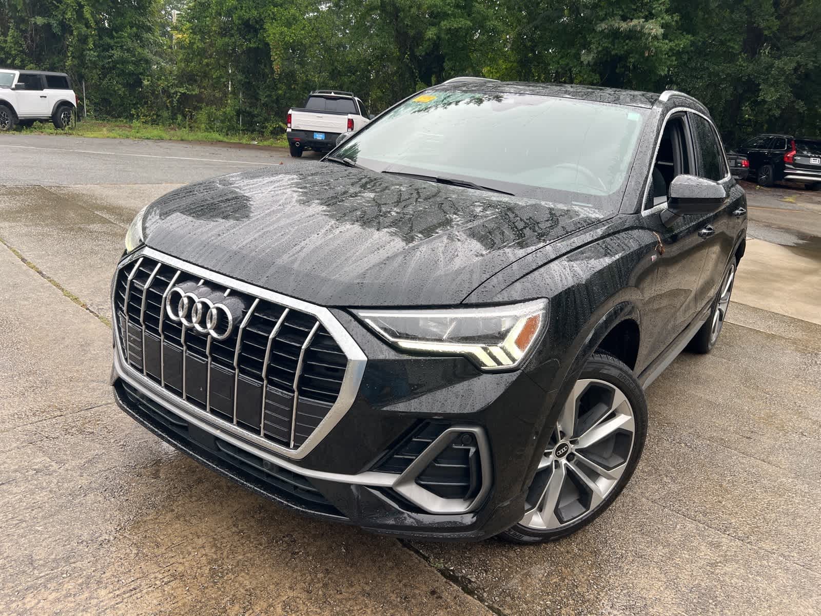 Thumbnail: 2021 Audi Q3 - 1