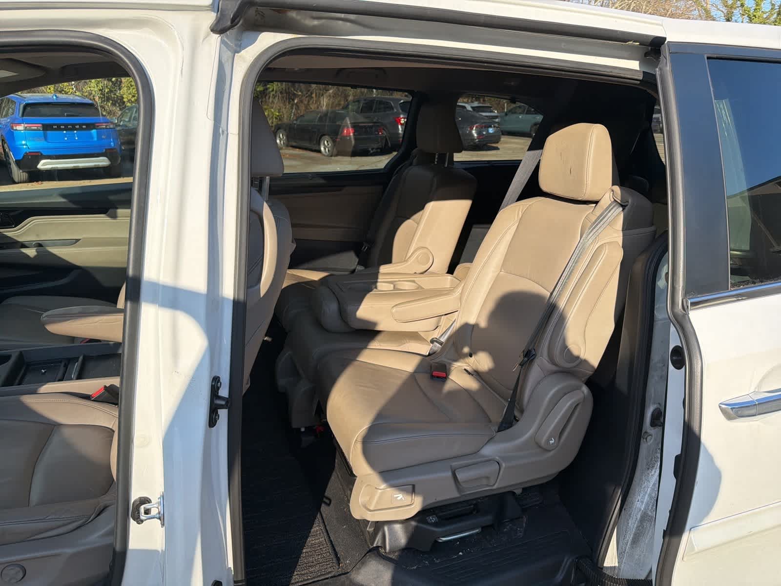 Thumbnail: 2023 Honda Odyssey - 15