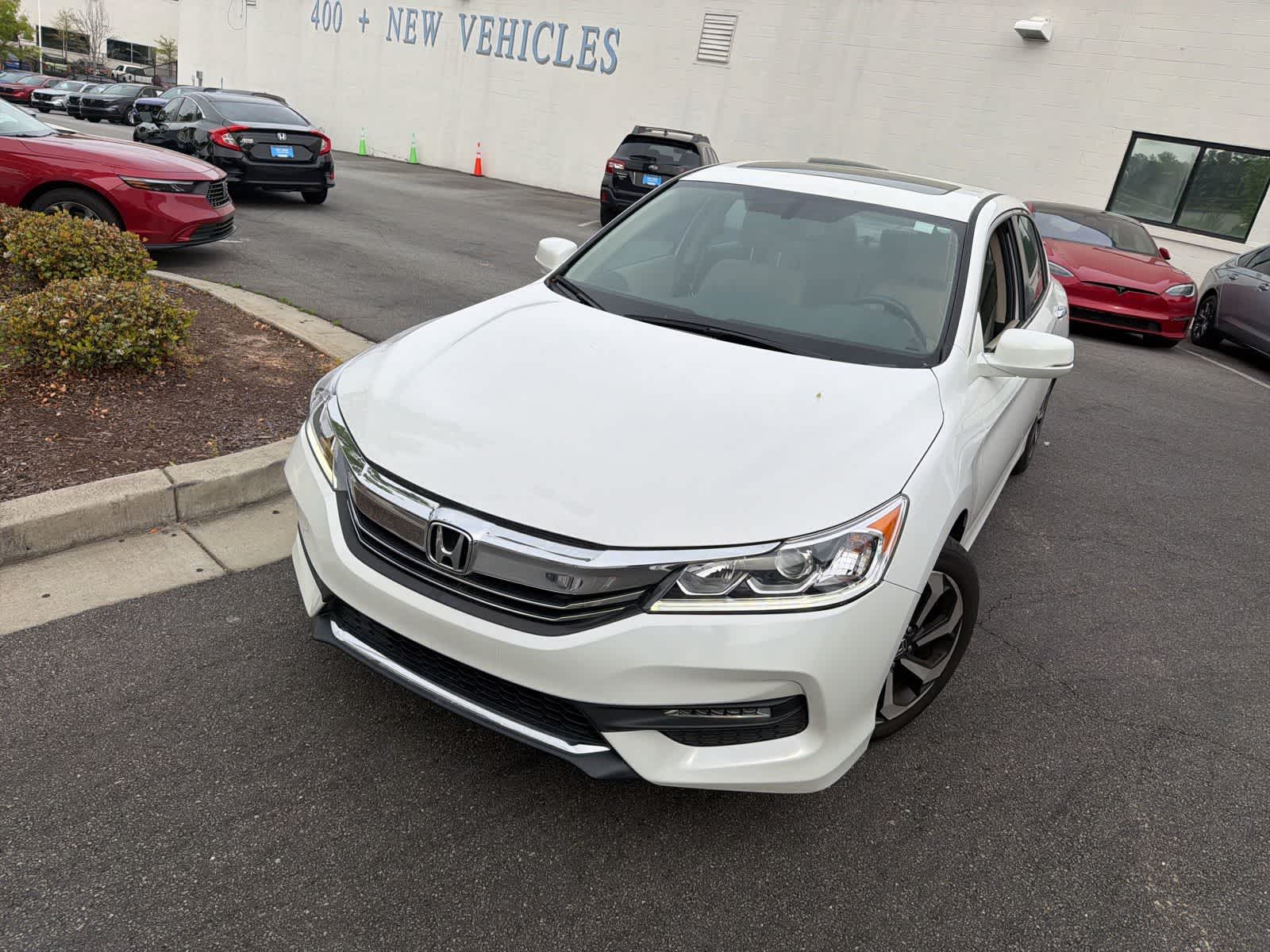 Thumbnail: 2016 Honda Accord - 3