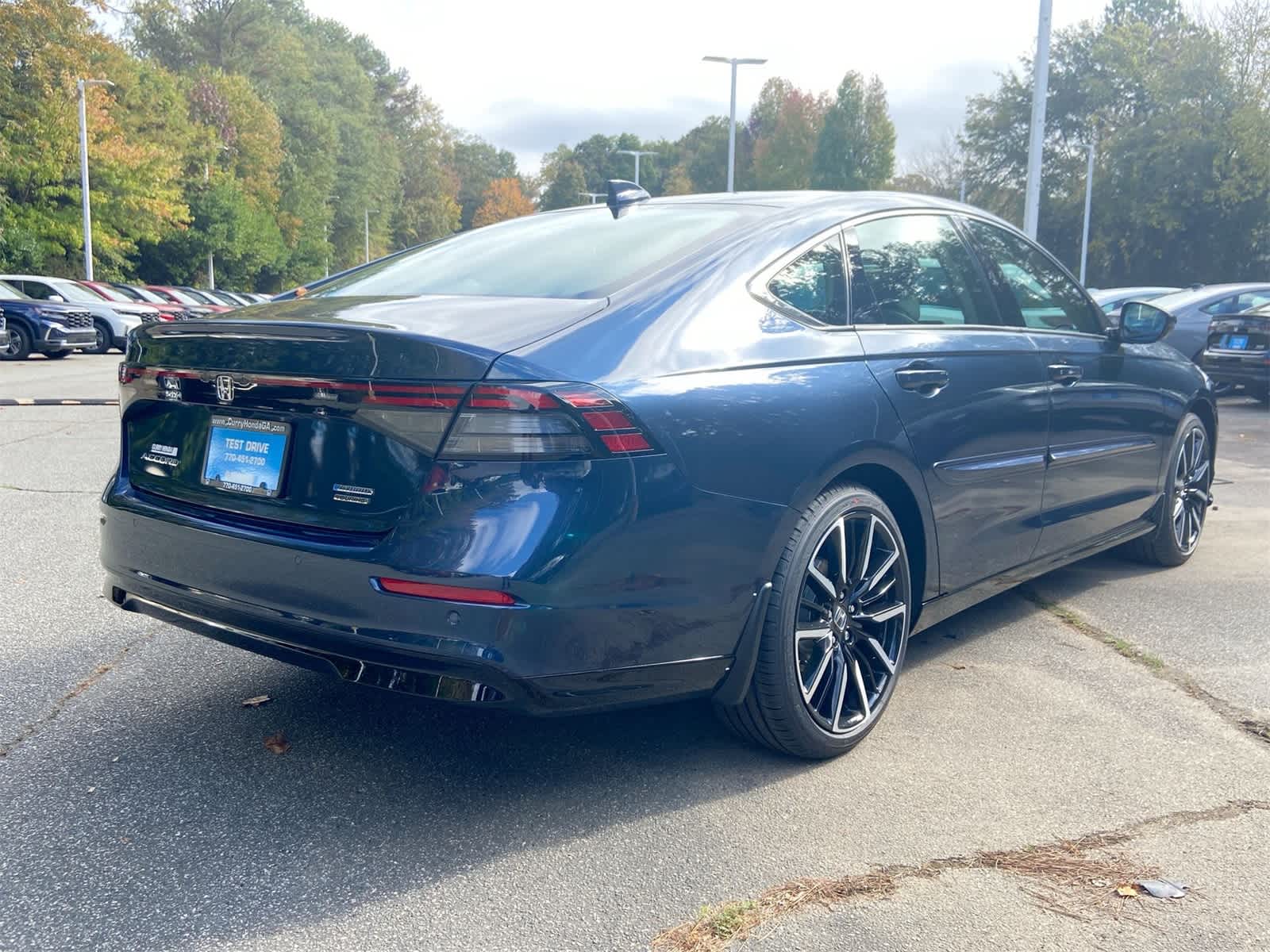 2025 Honda Accord Hybrid Touring photo 4