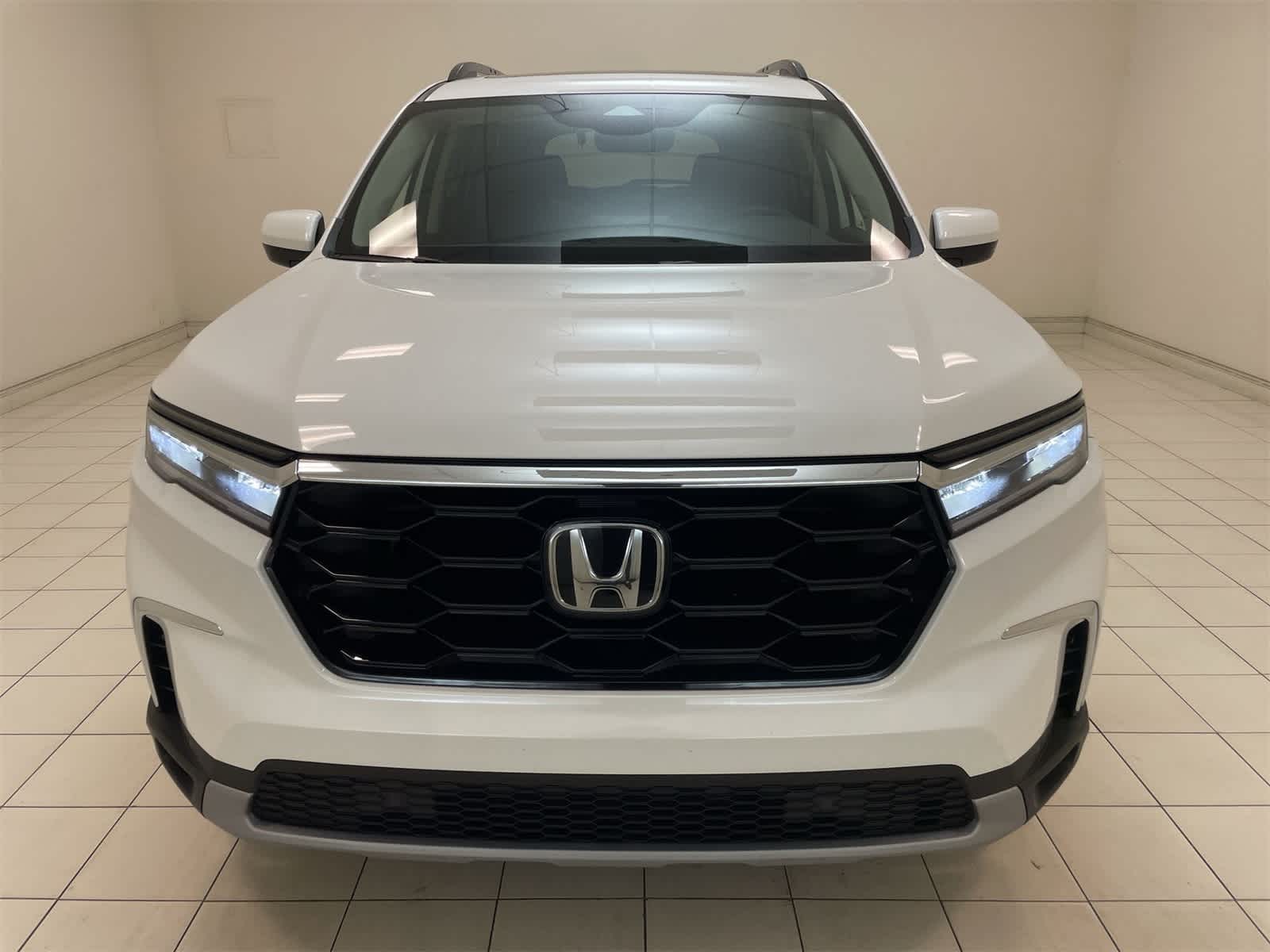 Thumbnail: 2025 Honda Pilot - 27