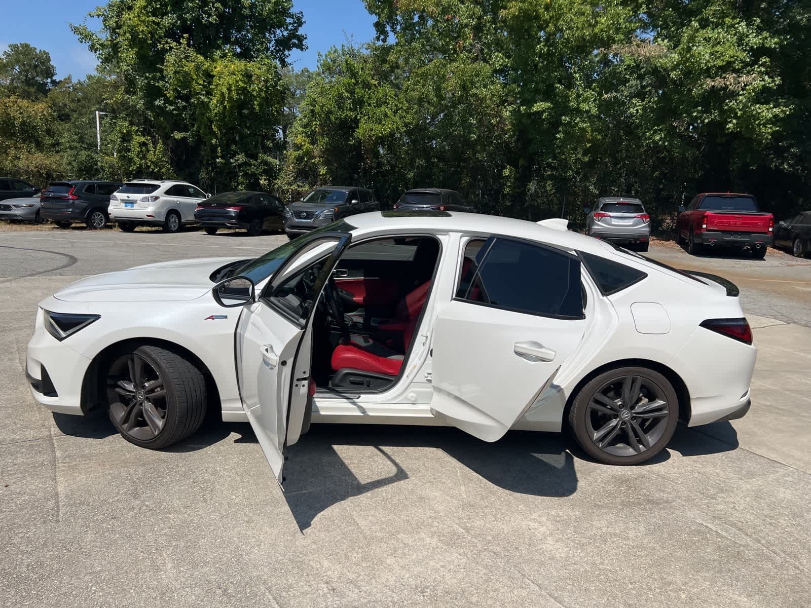 Thumbnail: 2023 Acura Integra - 18