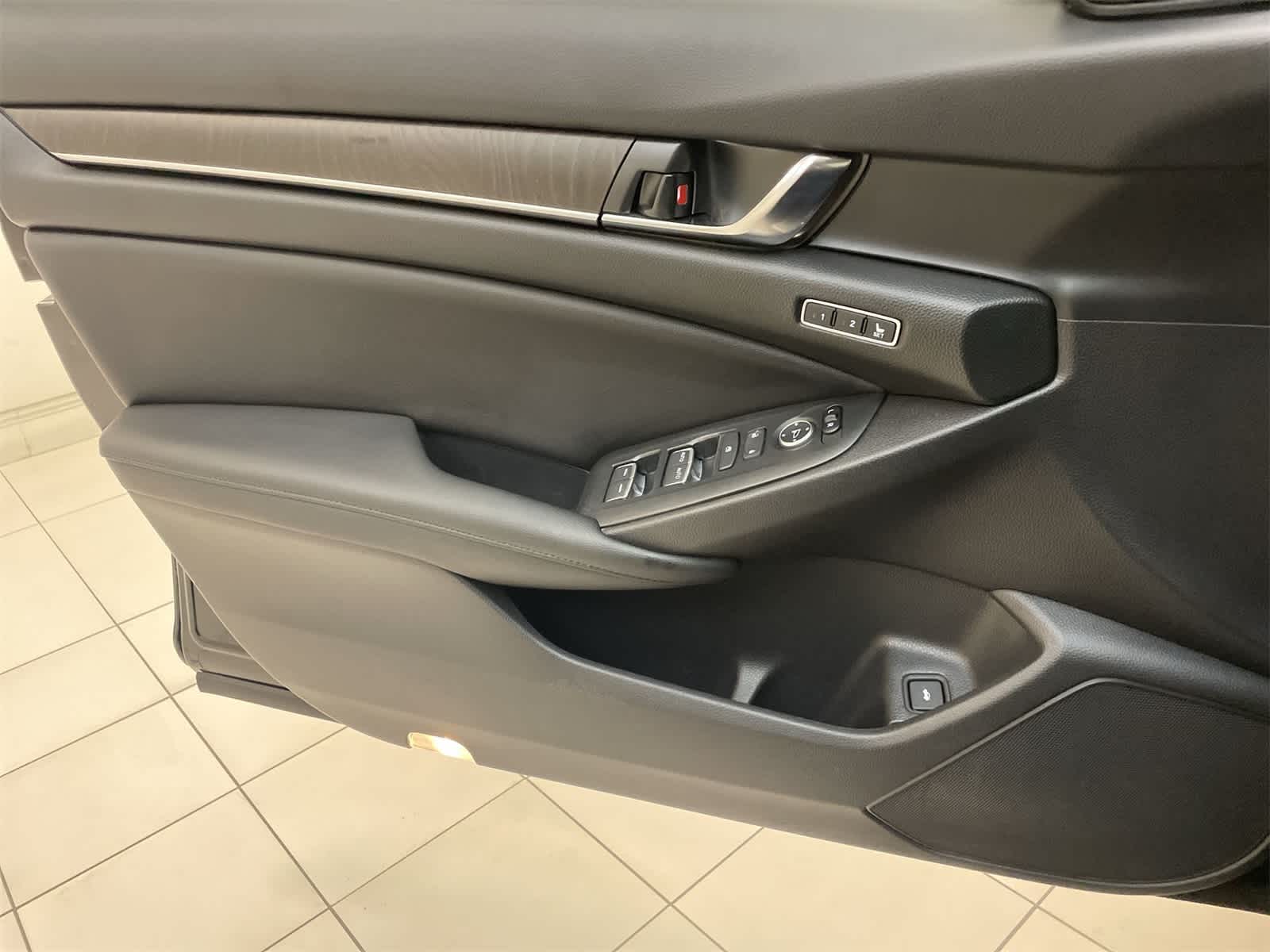 Thumbnail: 2020 Honda Accord - 16