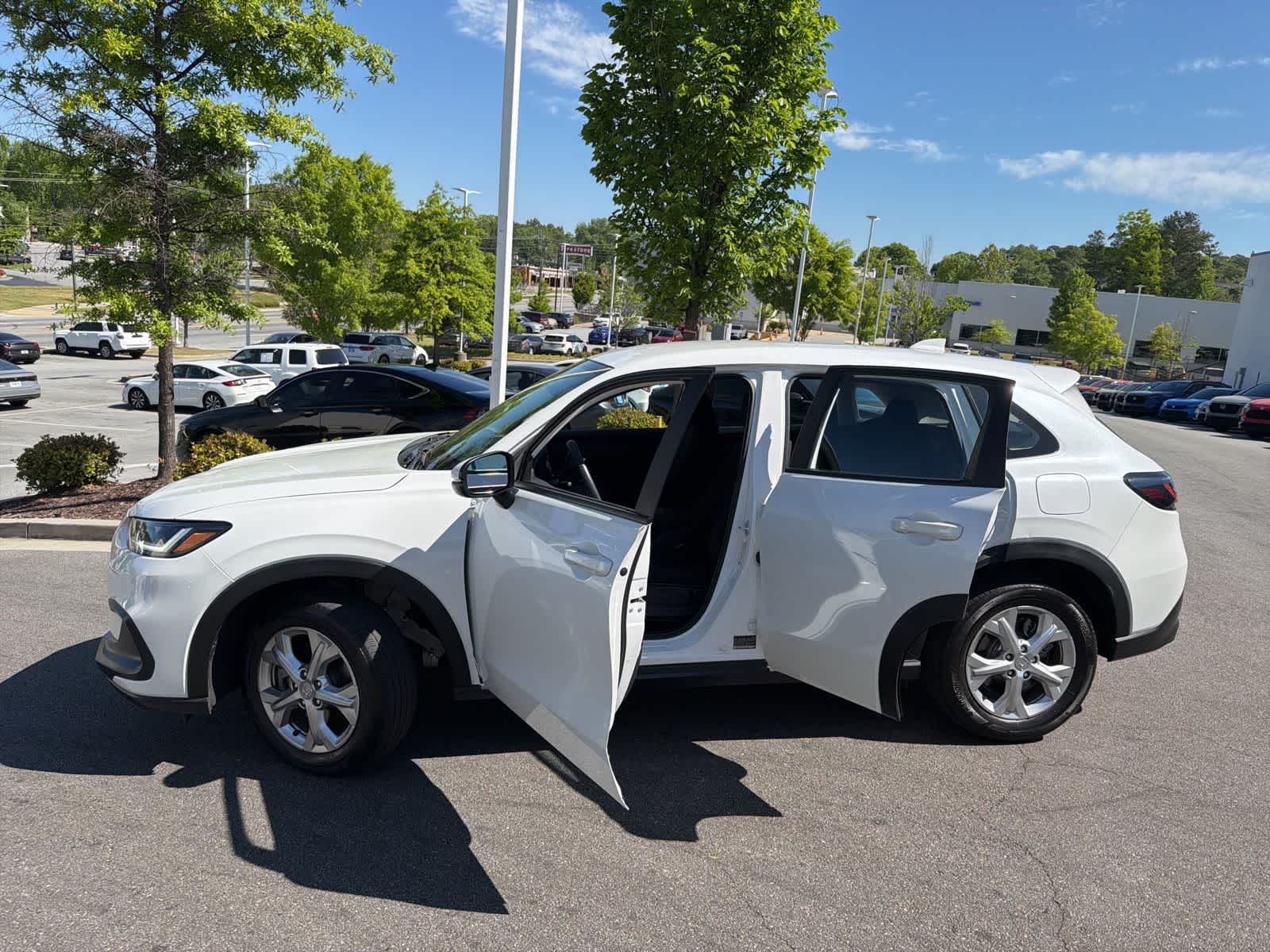 Thumbnail: 2023 Honda HR-V - 17