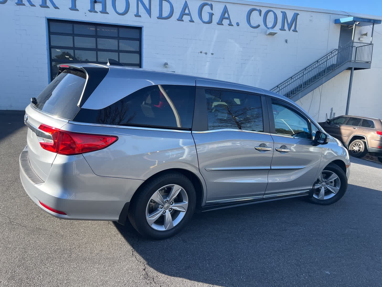 Thumbnail: 2018 Honda Odyssey - 11