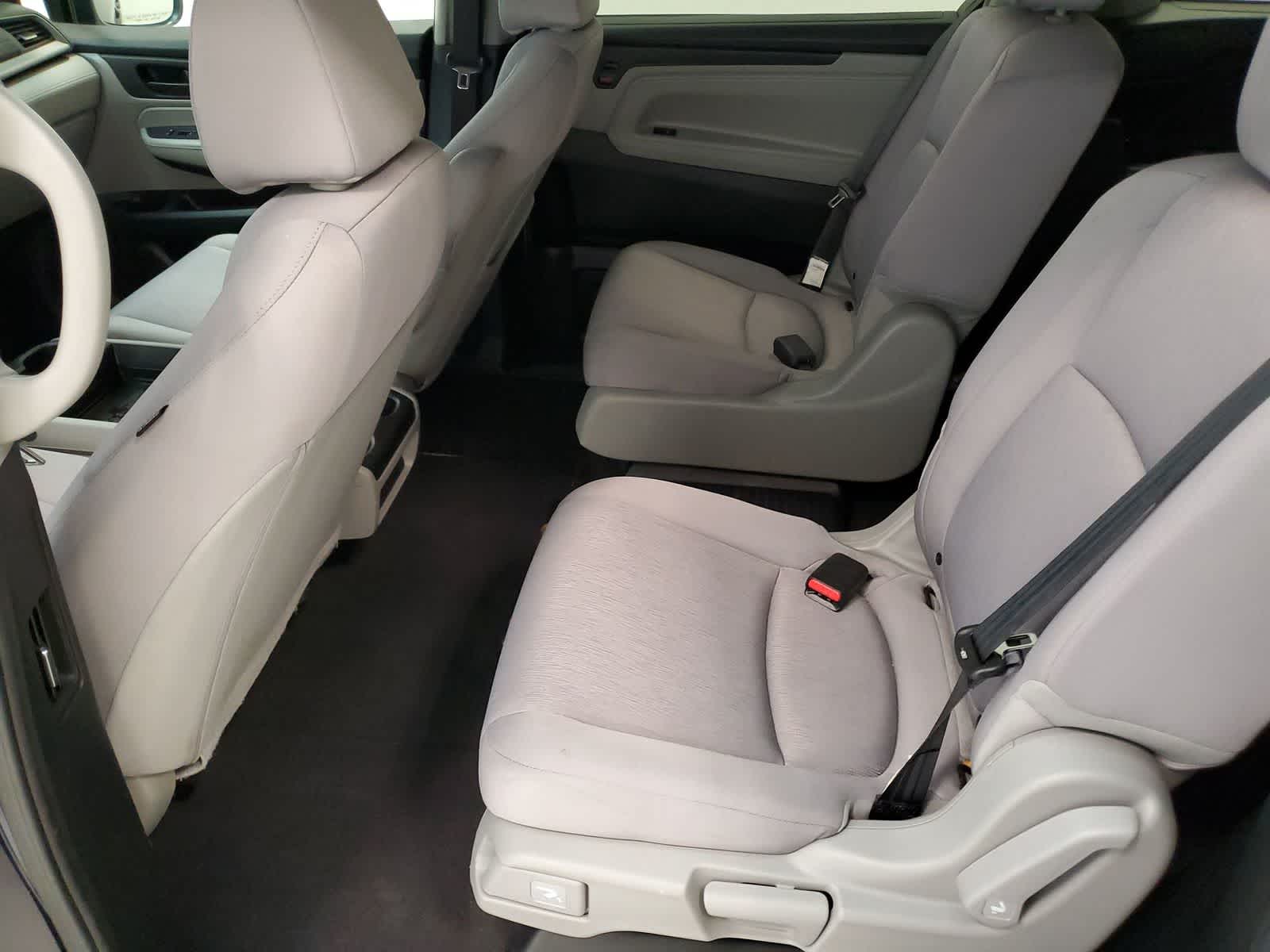 Thumbnail: 2021 Honda Odyssey - 18