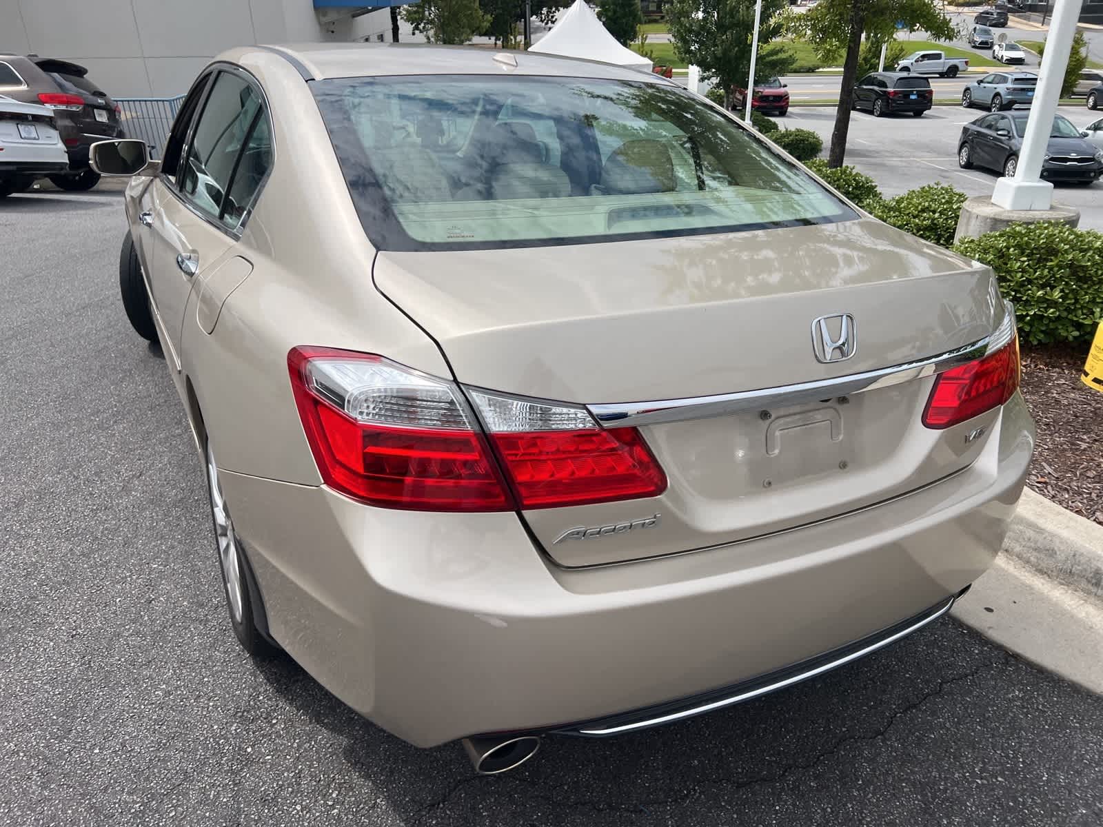 Thumbnail: 2013 Honda Accord - 9