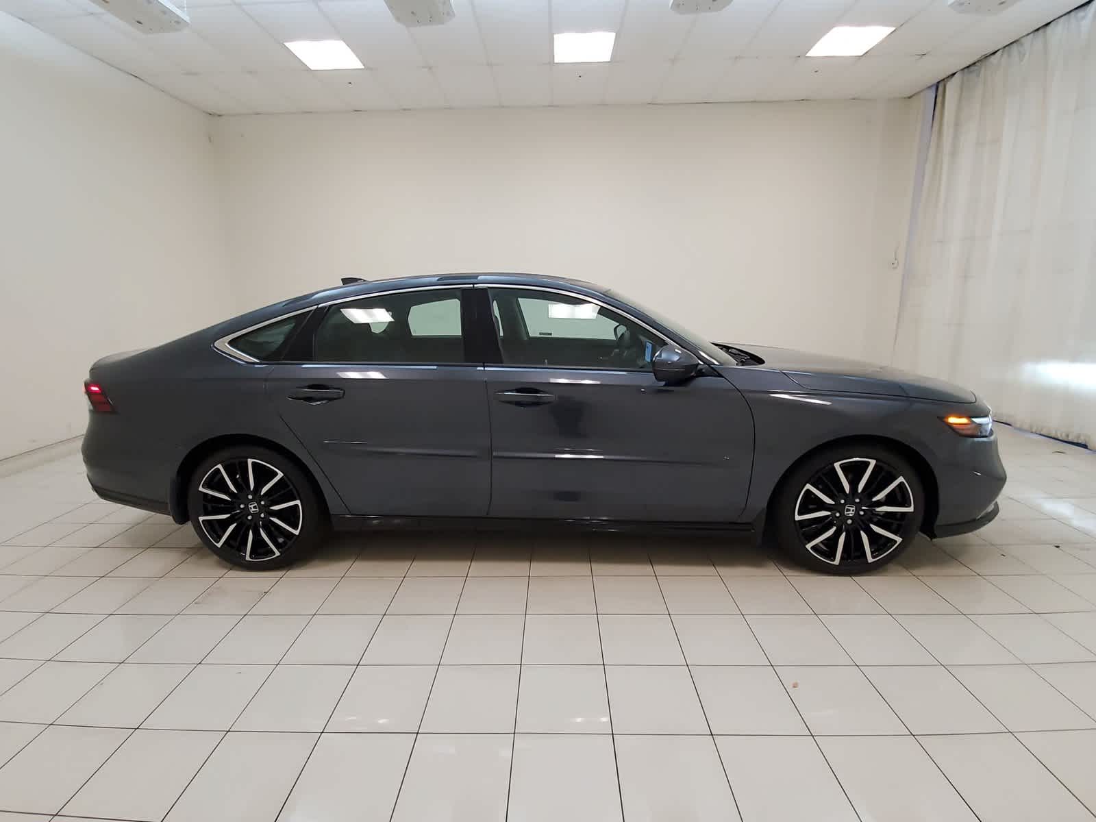 2024 Honda Accord Hybrid Touring - Photo 28