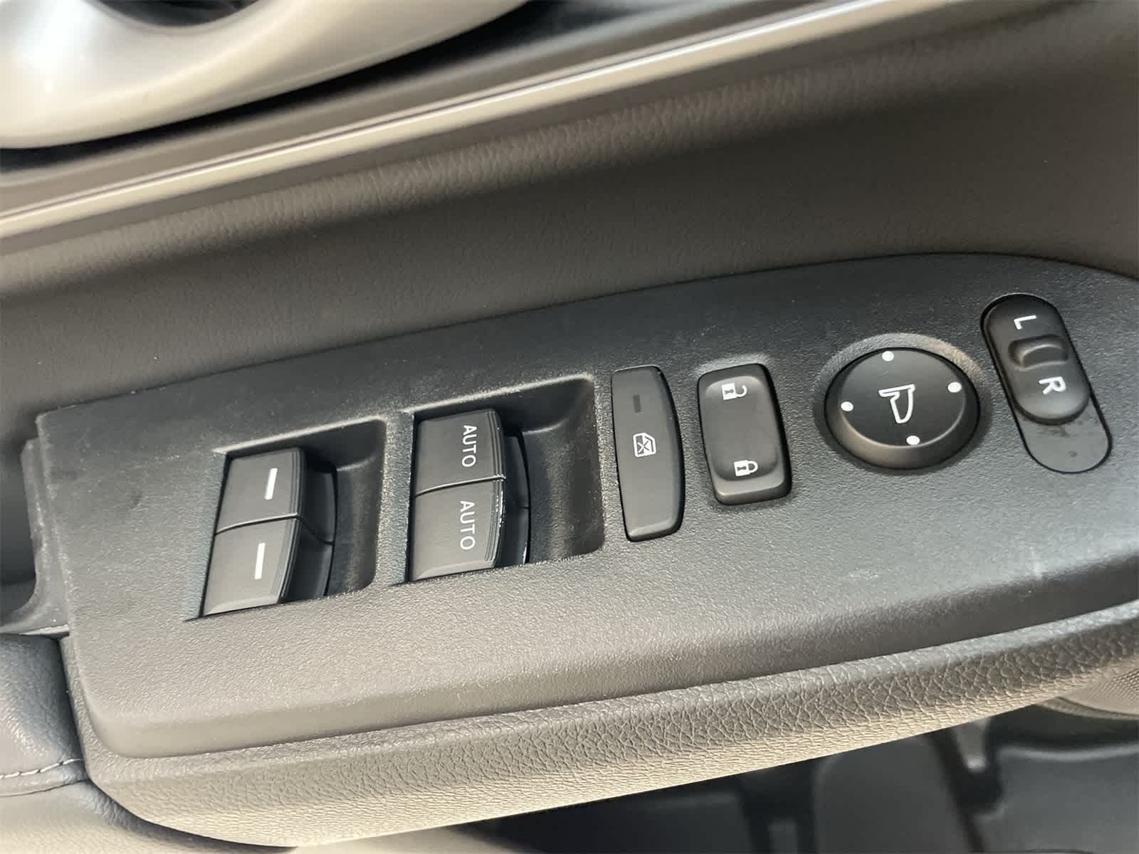 2022 Honda CR-V EX-L 17