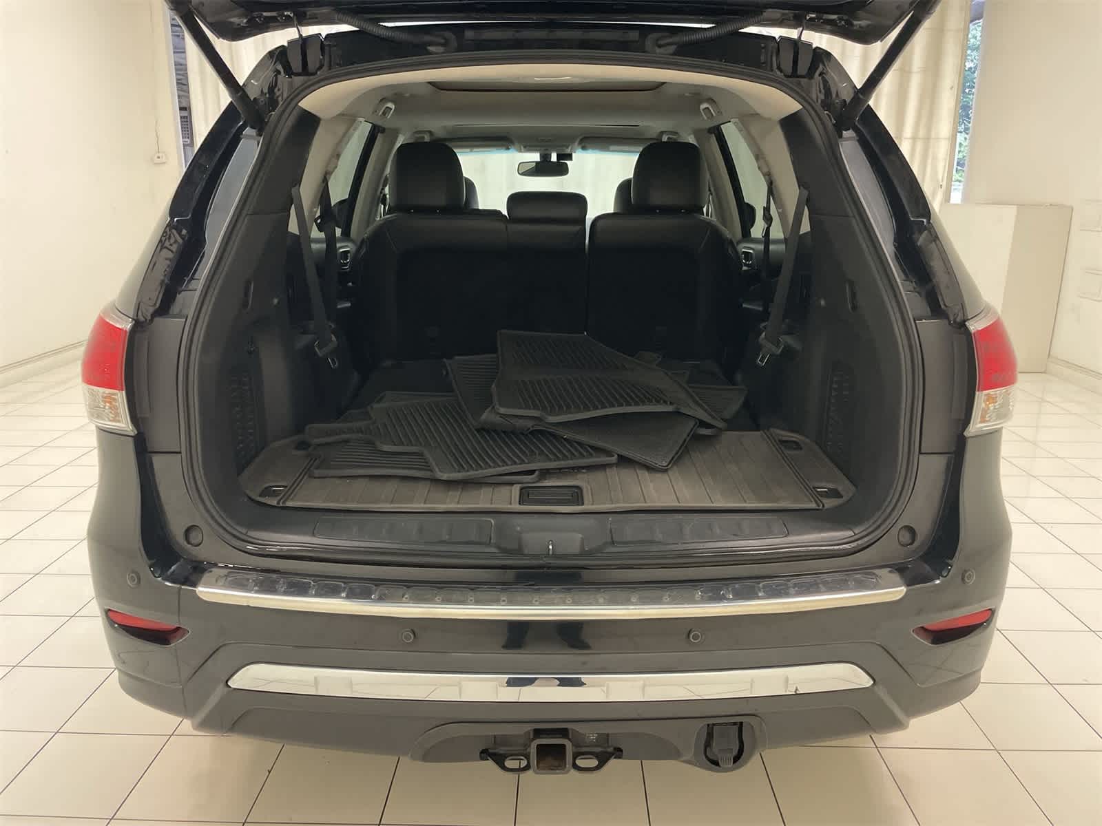 Thumbnail: 2014 Nissan Pathfinder - 22