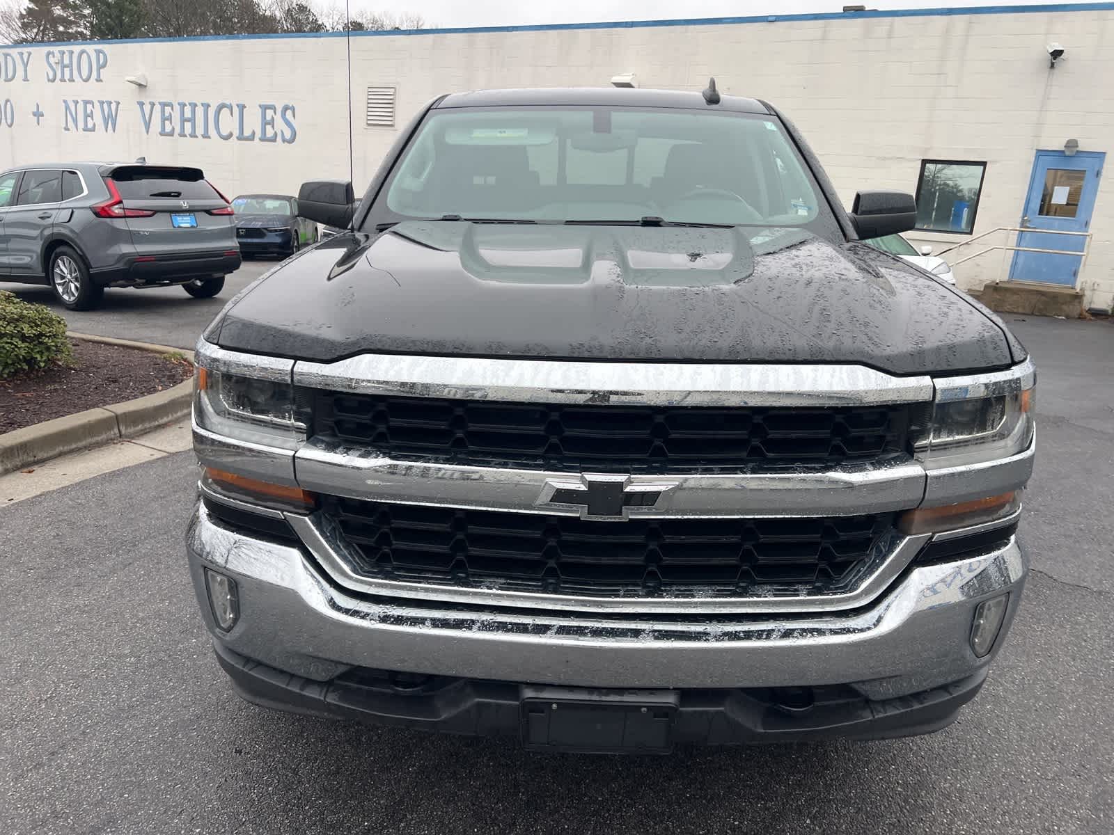 Thumbnail: 2017 Chevrolet Silverado 1500 - 14