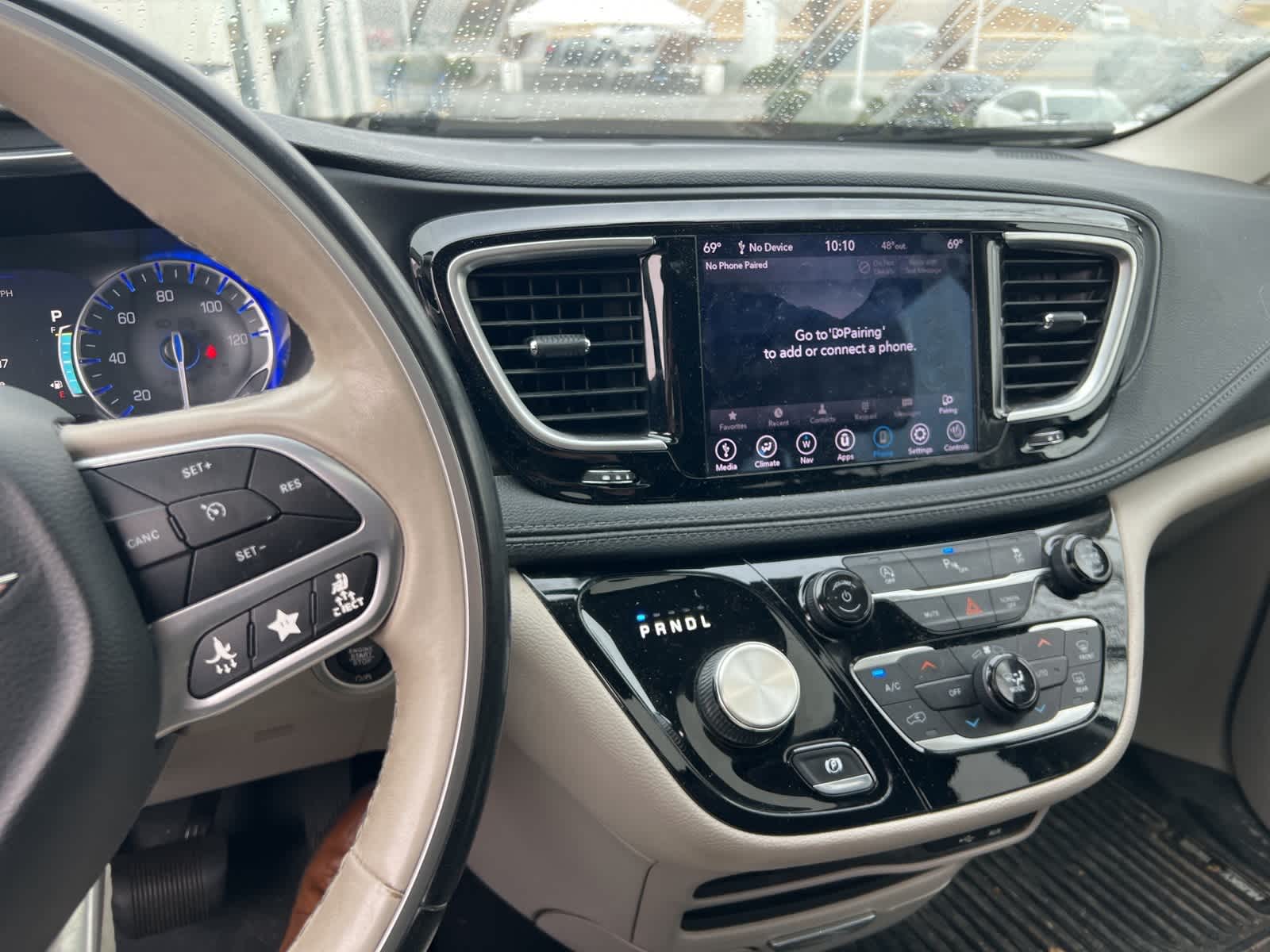 Thumbnail: 2020 Chrysler Pacifica - 20