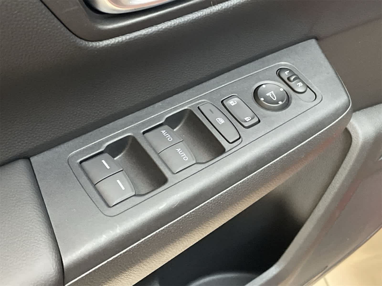 Thumbnail: 2025 Honda CR-V - 17