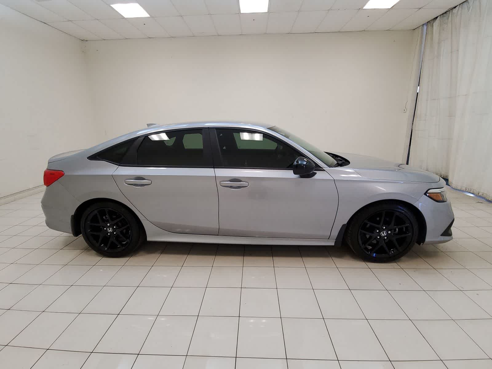 Thumbnail: 2024 Honda Civic - 24