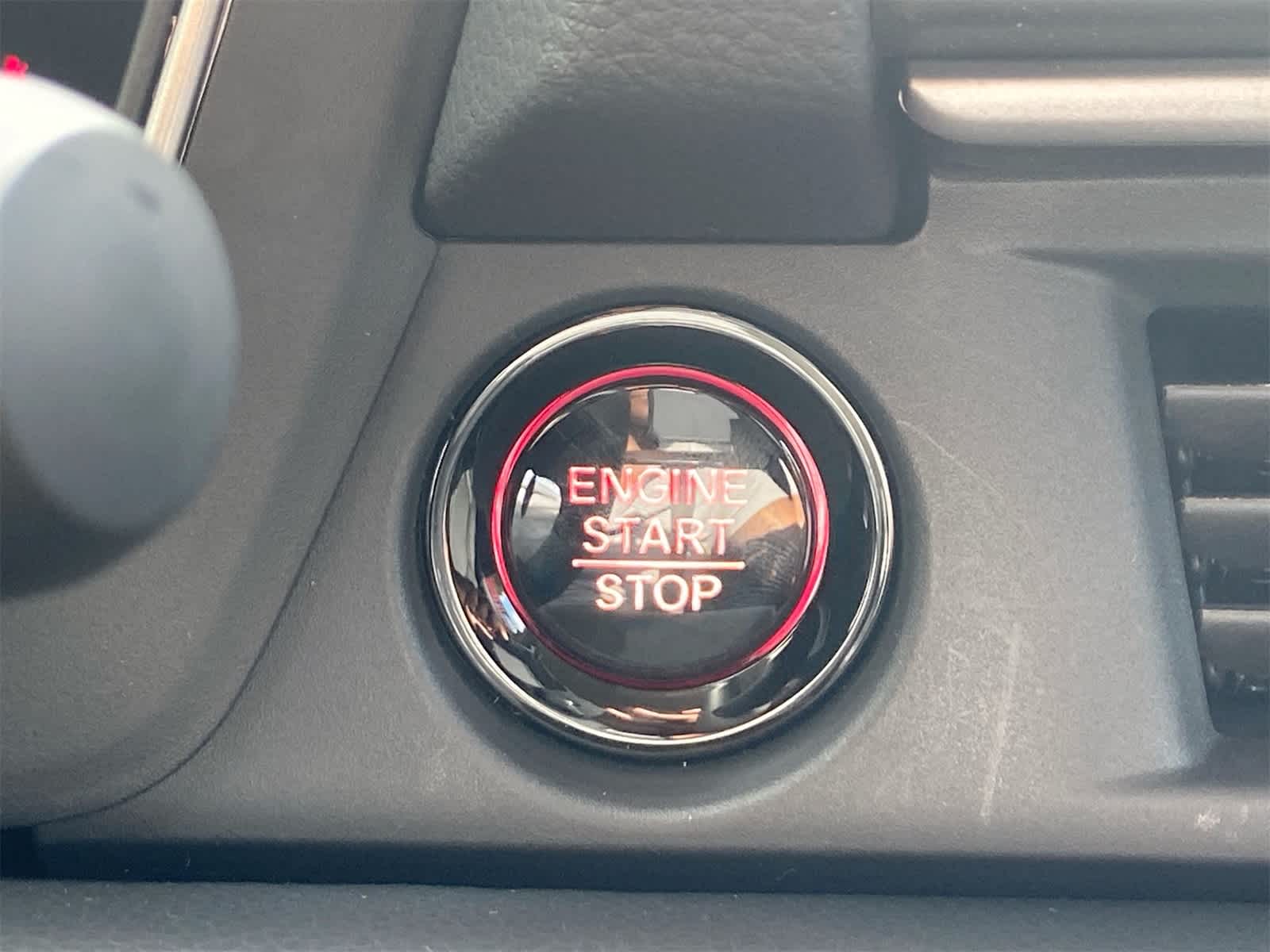 Thumbnail: 2025 Honda Pilot - 19