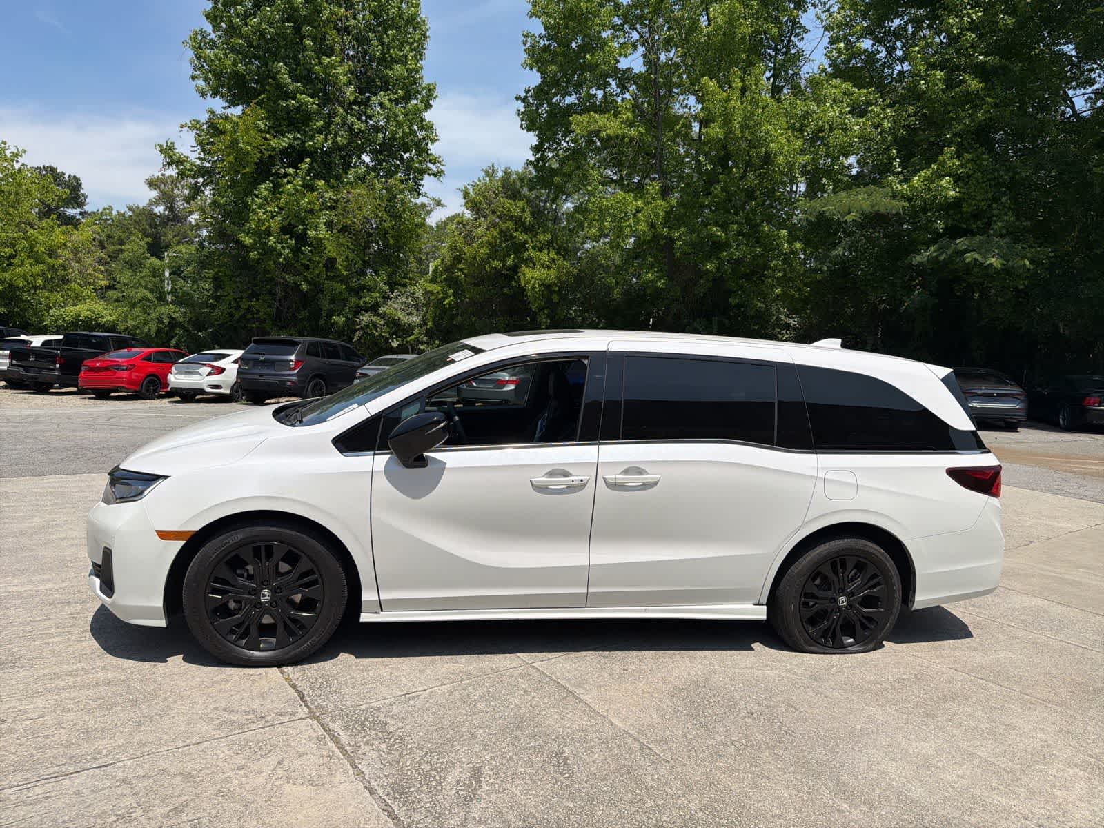Thumbnail: 2025 Honda Odyssey - 7