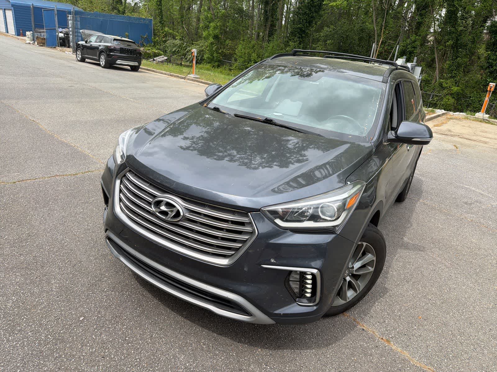 Thumbnail: 2017 Hyundai Santa Fe - 3