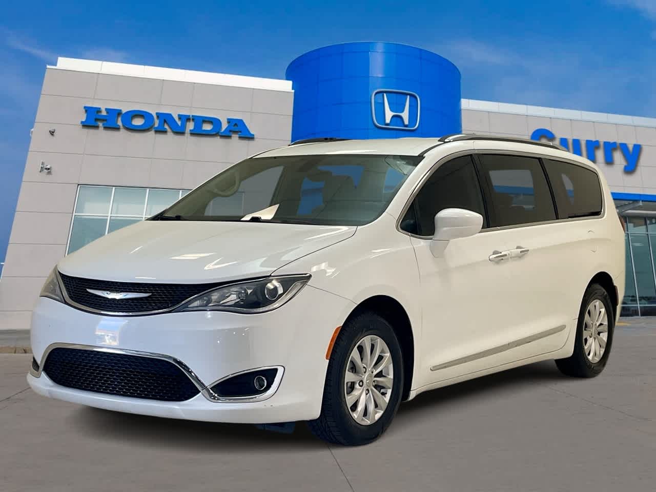 2019 Chrysler Pacifica Touring L -
                  Chamblee, GA