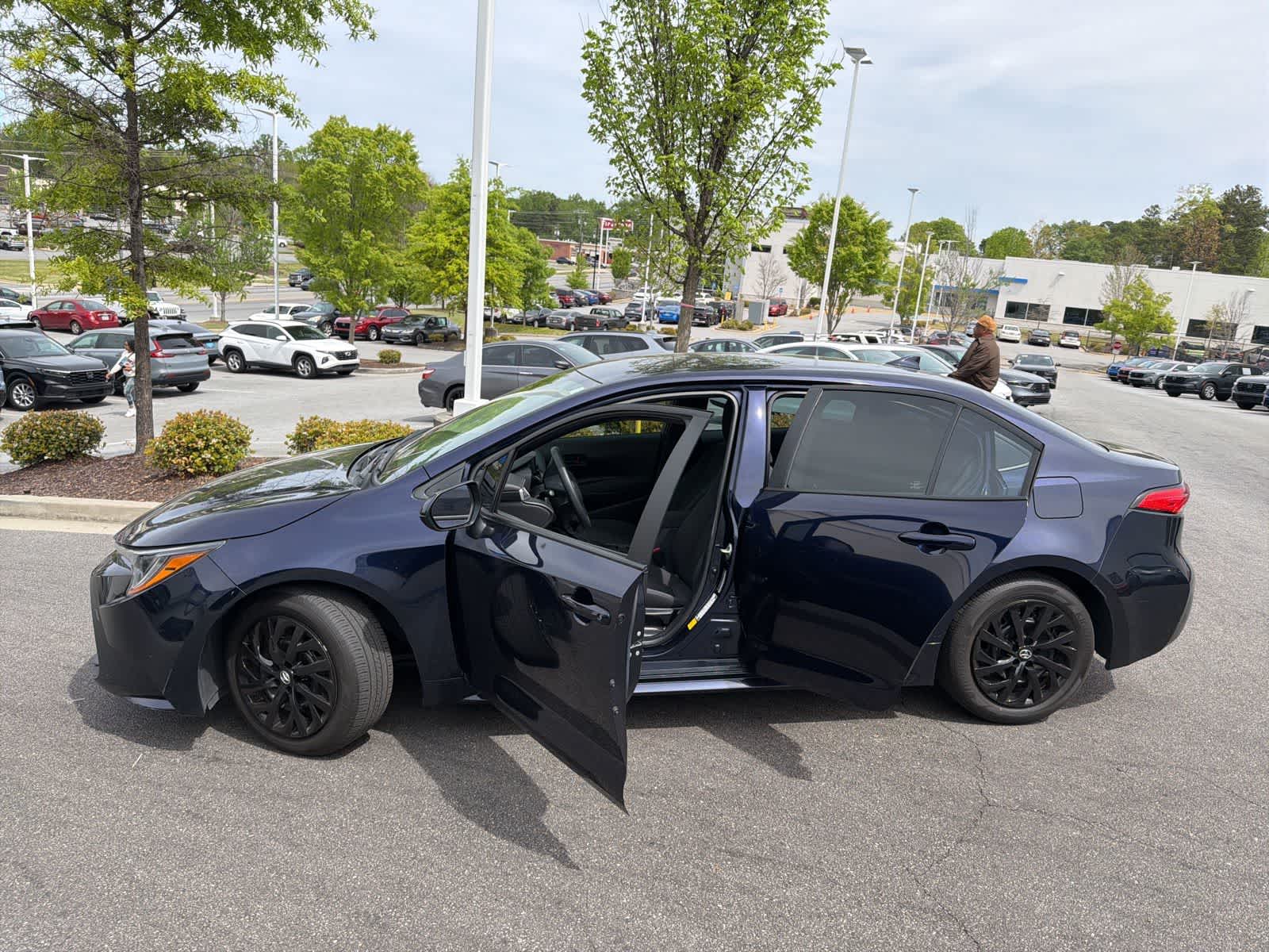 Thumbnail: 2023 Toyota Corolla - 17