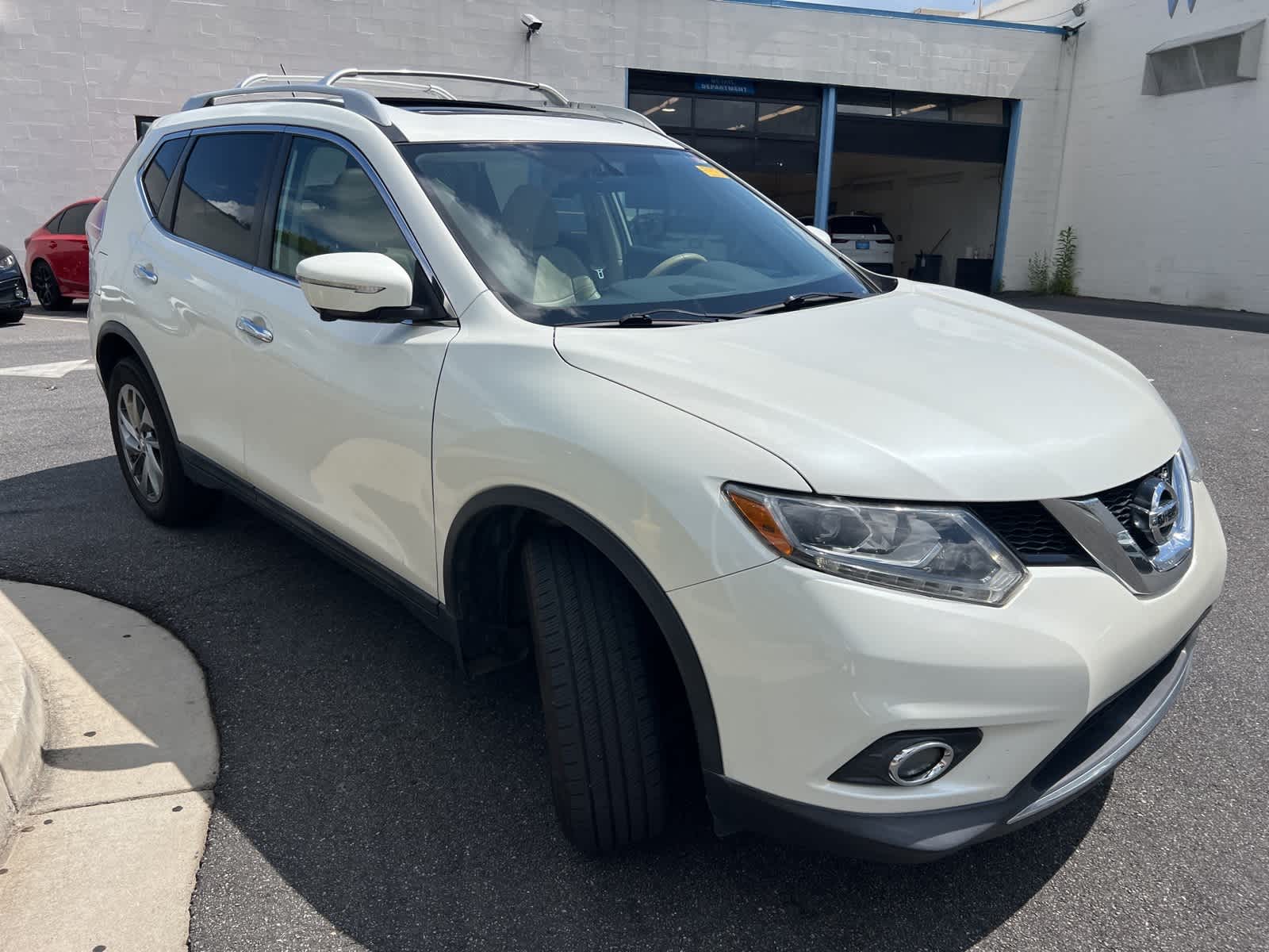 Thumbnail: 2015 Nissan Rogue - 13