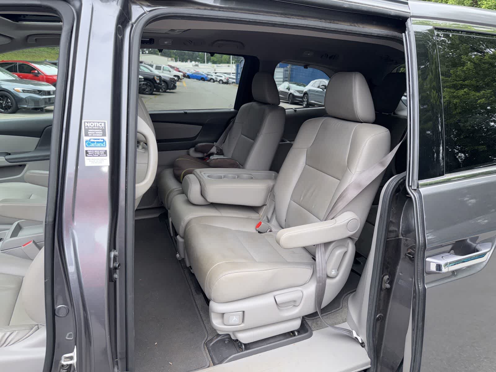 Thumbnail: 2017 Honda Odyssey - 16