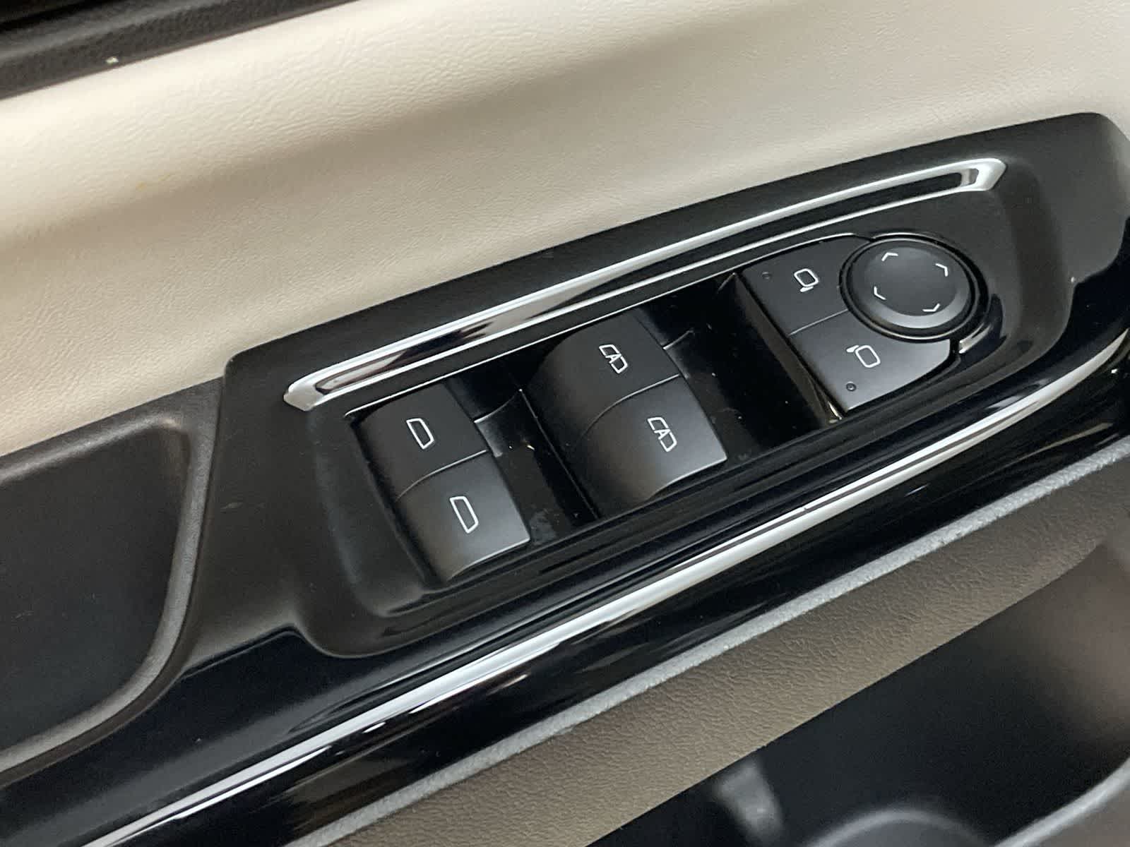 Thumbnail: 2024 Honda Prologue - 18