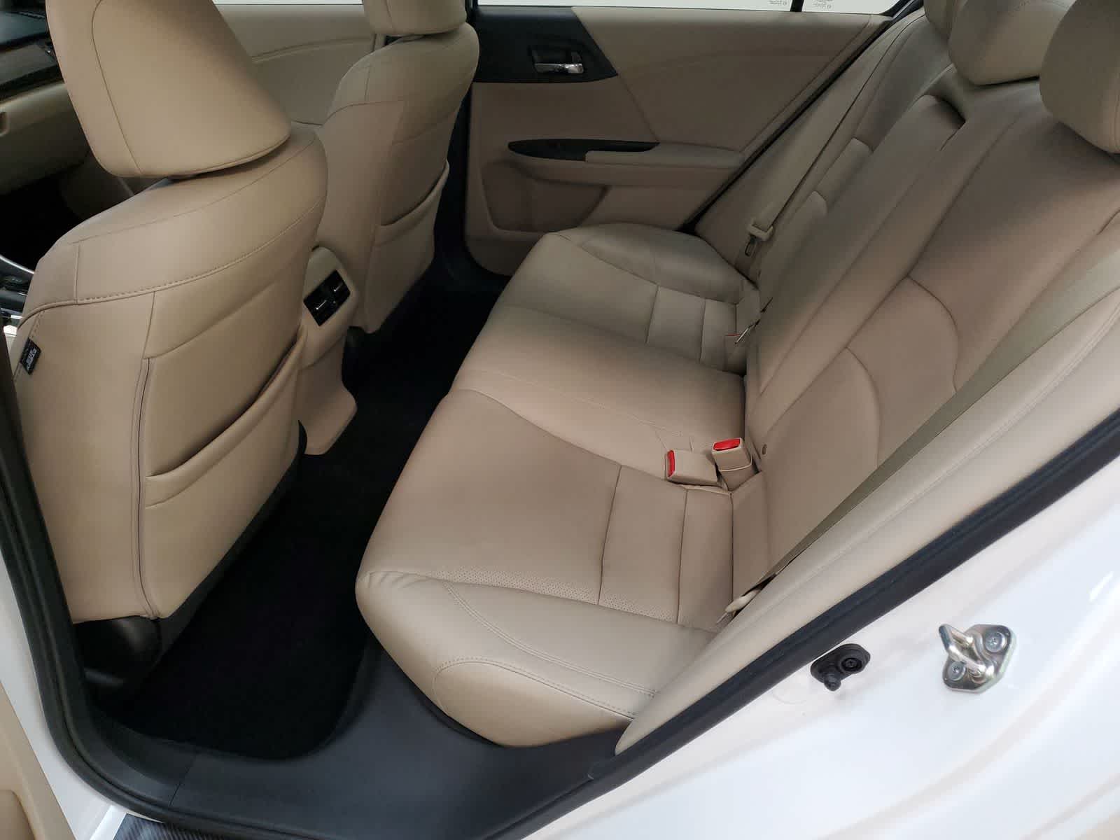 Thumbnail: 2016 Honda Accord - 21