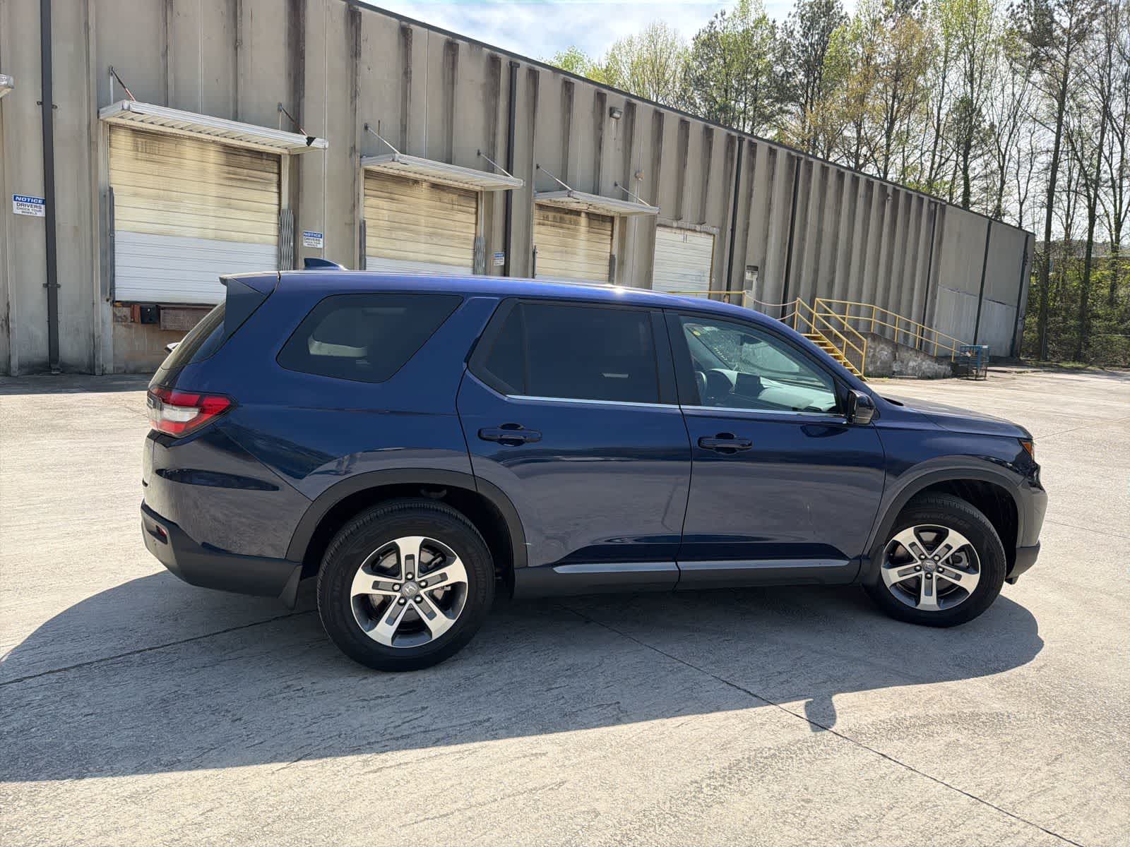 Thumbnail: 2024 Honda Pilot - 11