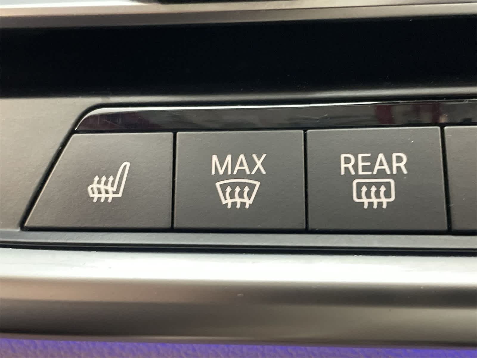 Thumbnail: 2021 BMW X5 - 7