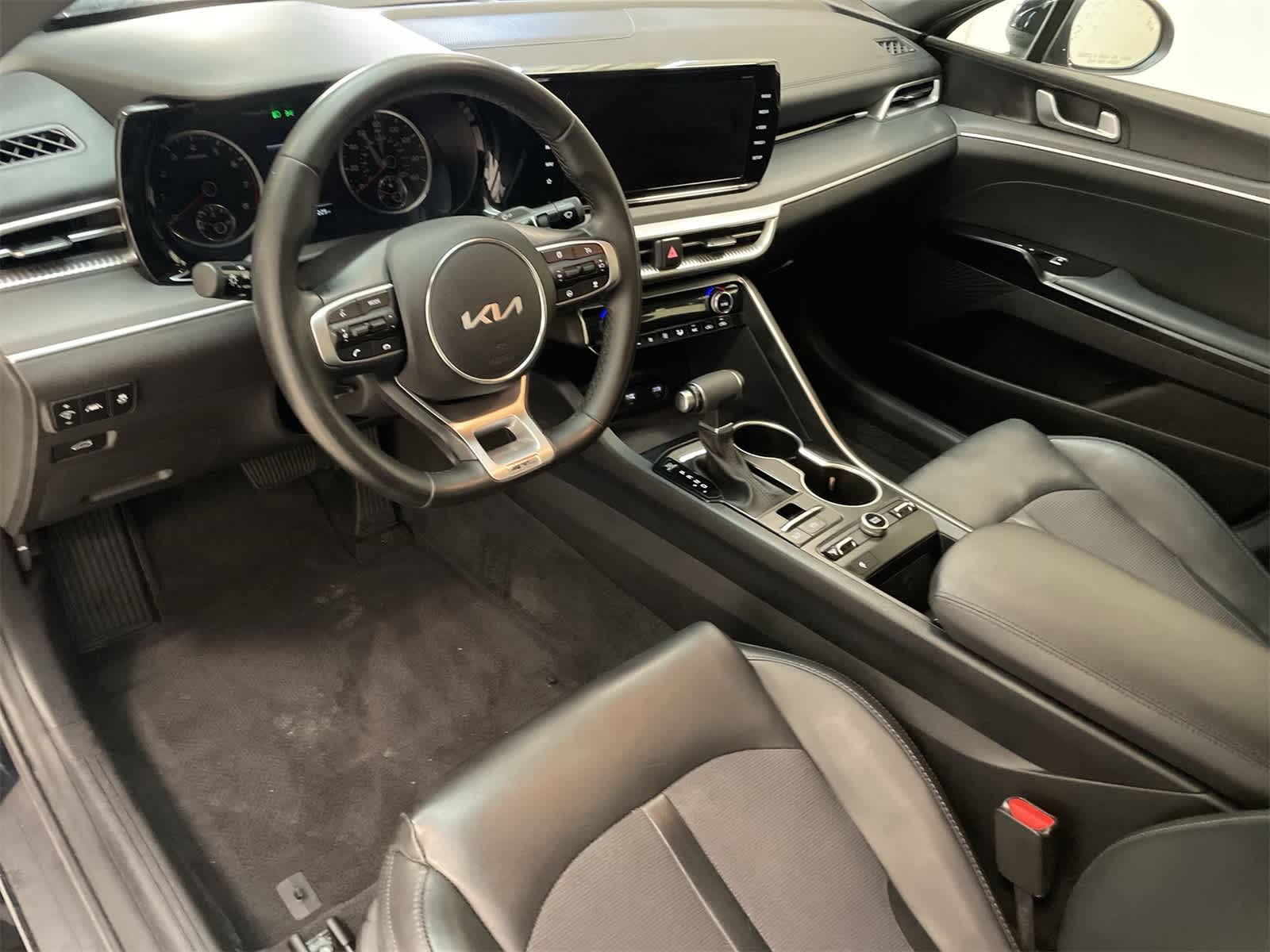 Thumbnail: 2024 Kia K5 - 2