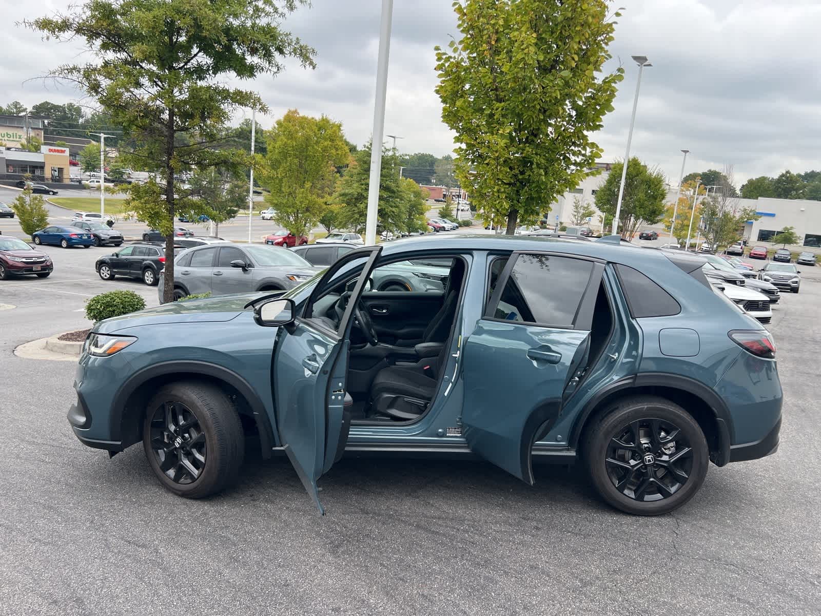 Thumbnail: 2023 Honda HR-V - 17