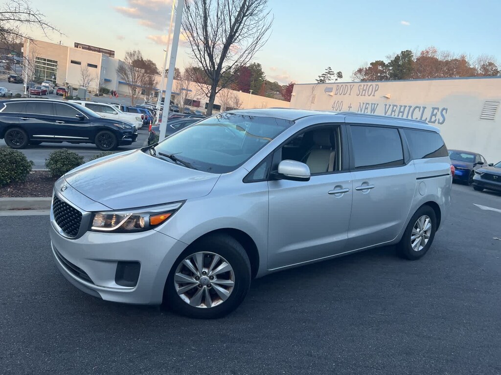 Used 2016 Kia Sedona LX FWD Van