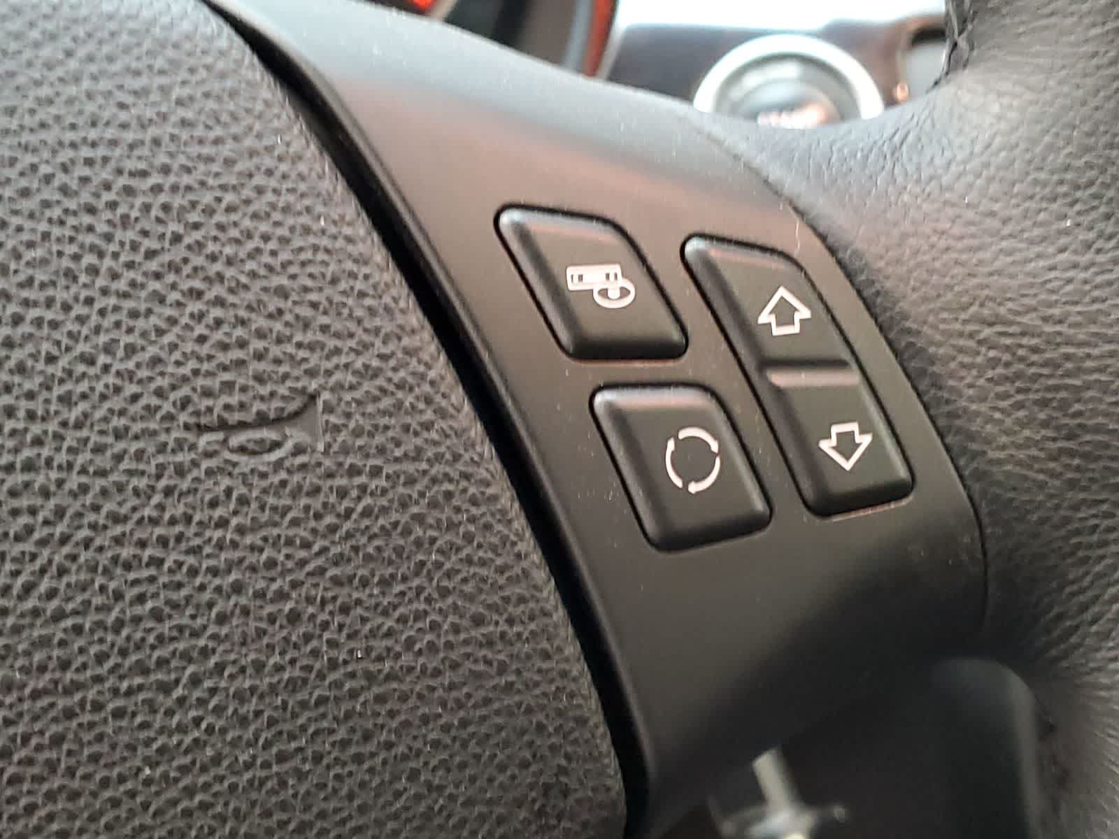 Thumbnail: 2011 BMW 3 Series - 10