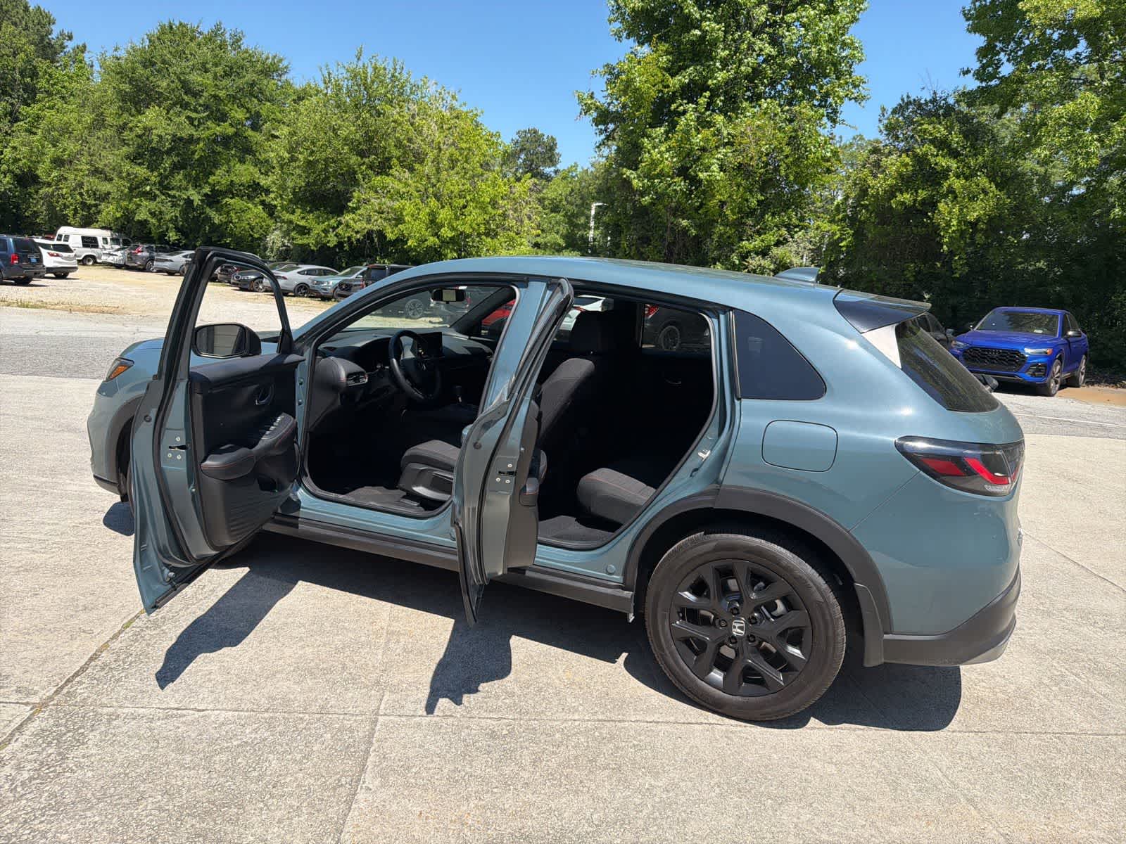 Thumbnail: 2025 Honda HR-V - 20