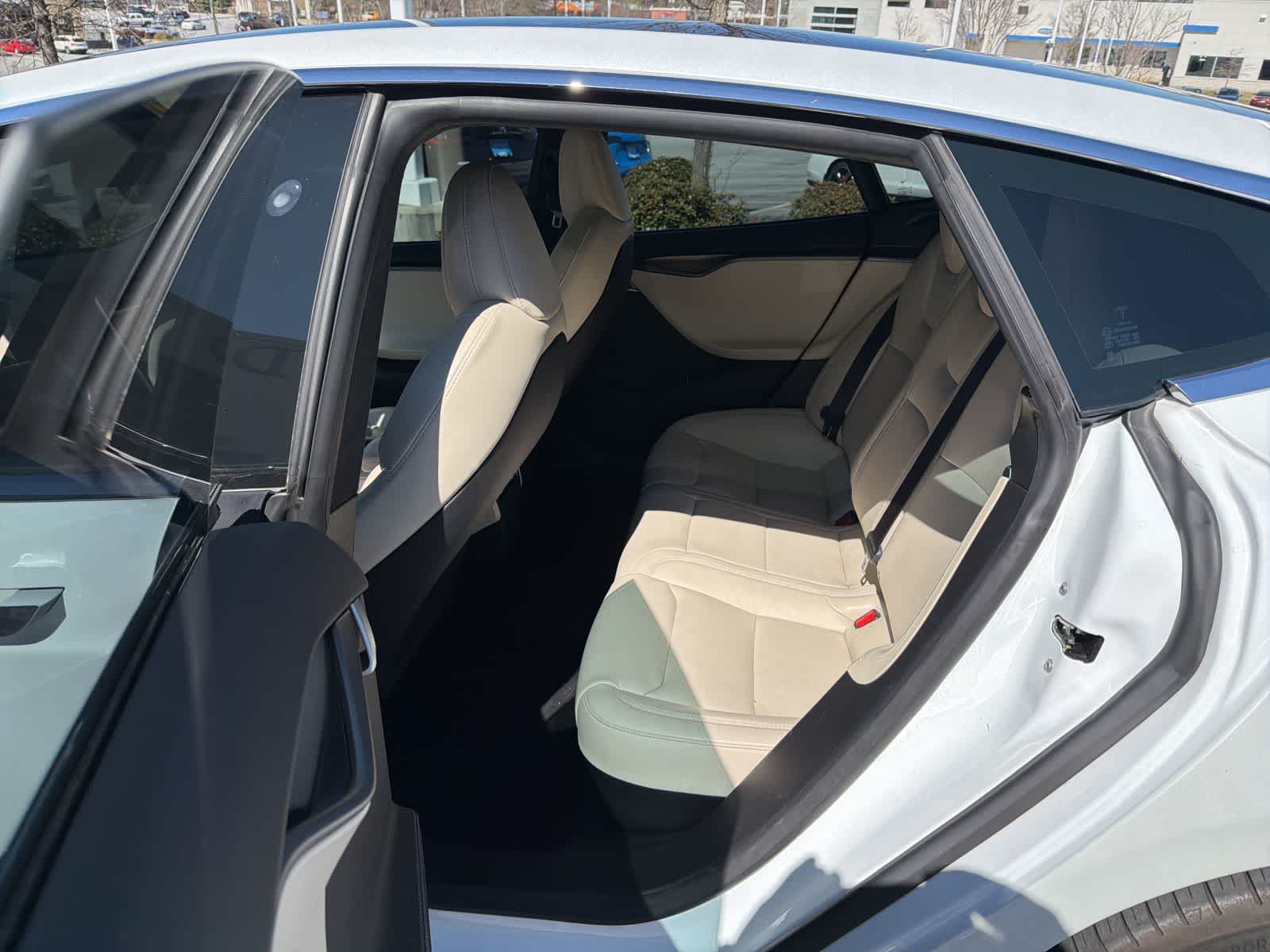 Thumbnail: 2020 Tesla Model S - 15