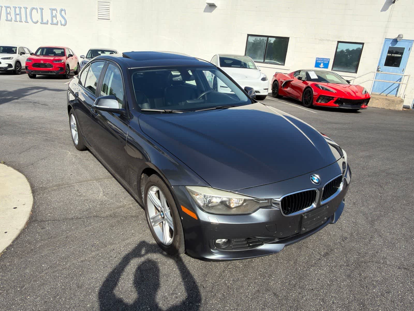 Thumbnail: 2013 BMW 3 Series - 14