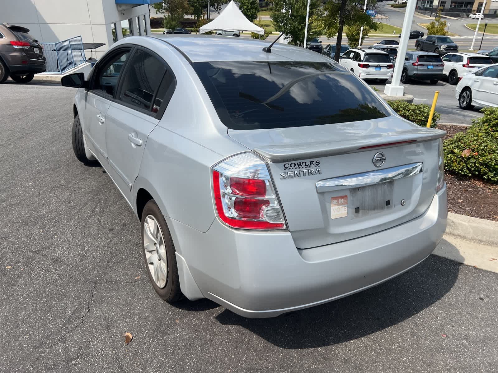 Thumbnail: 2012 Nissan Sentra - 8