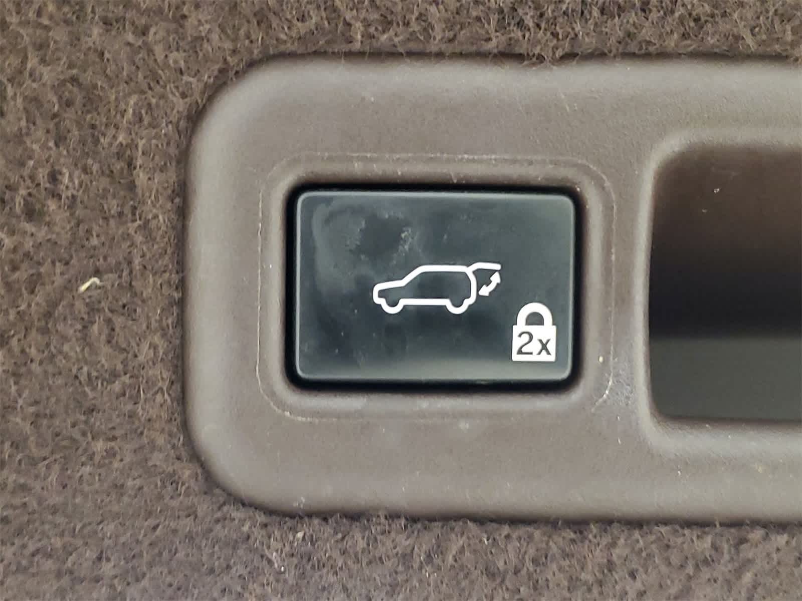 Thumbnail: 2018 Lexus RX - 25