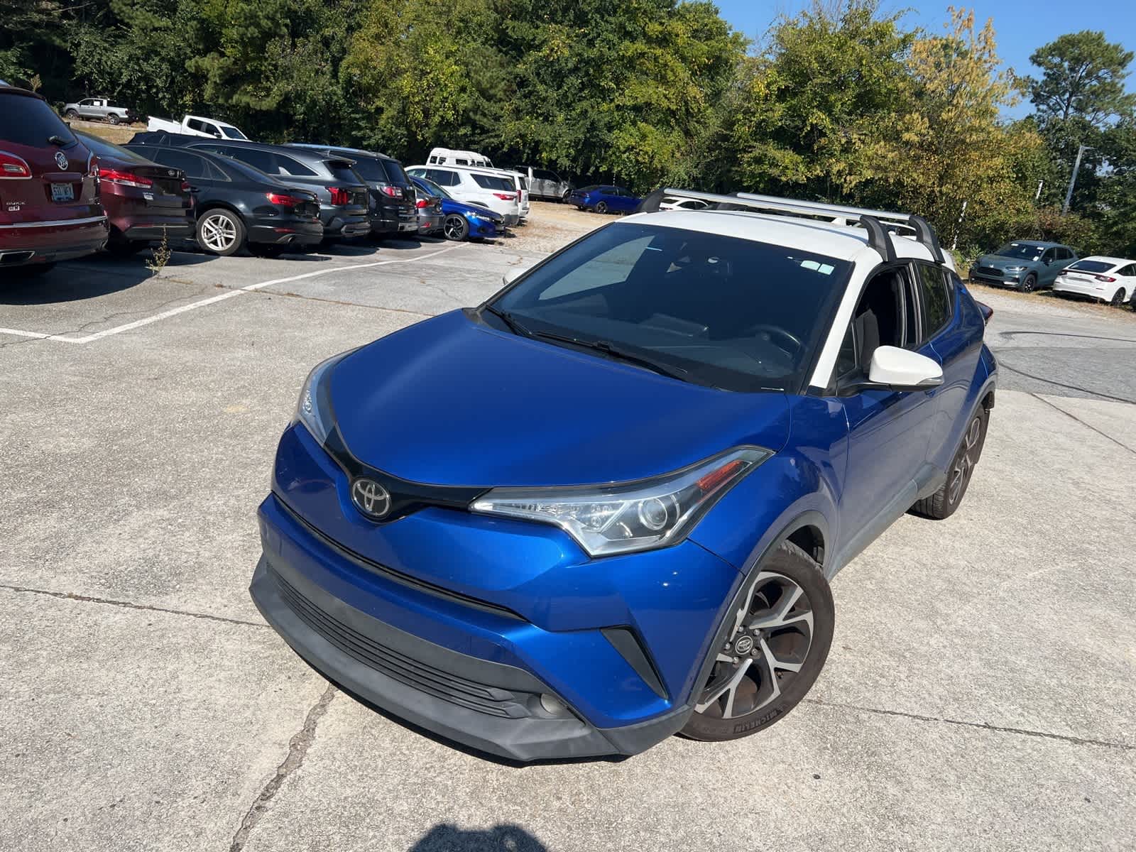 Thumbnail: 2018 Toyota C-HR - 3