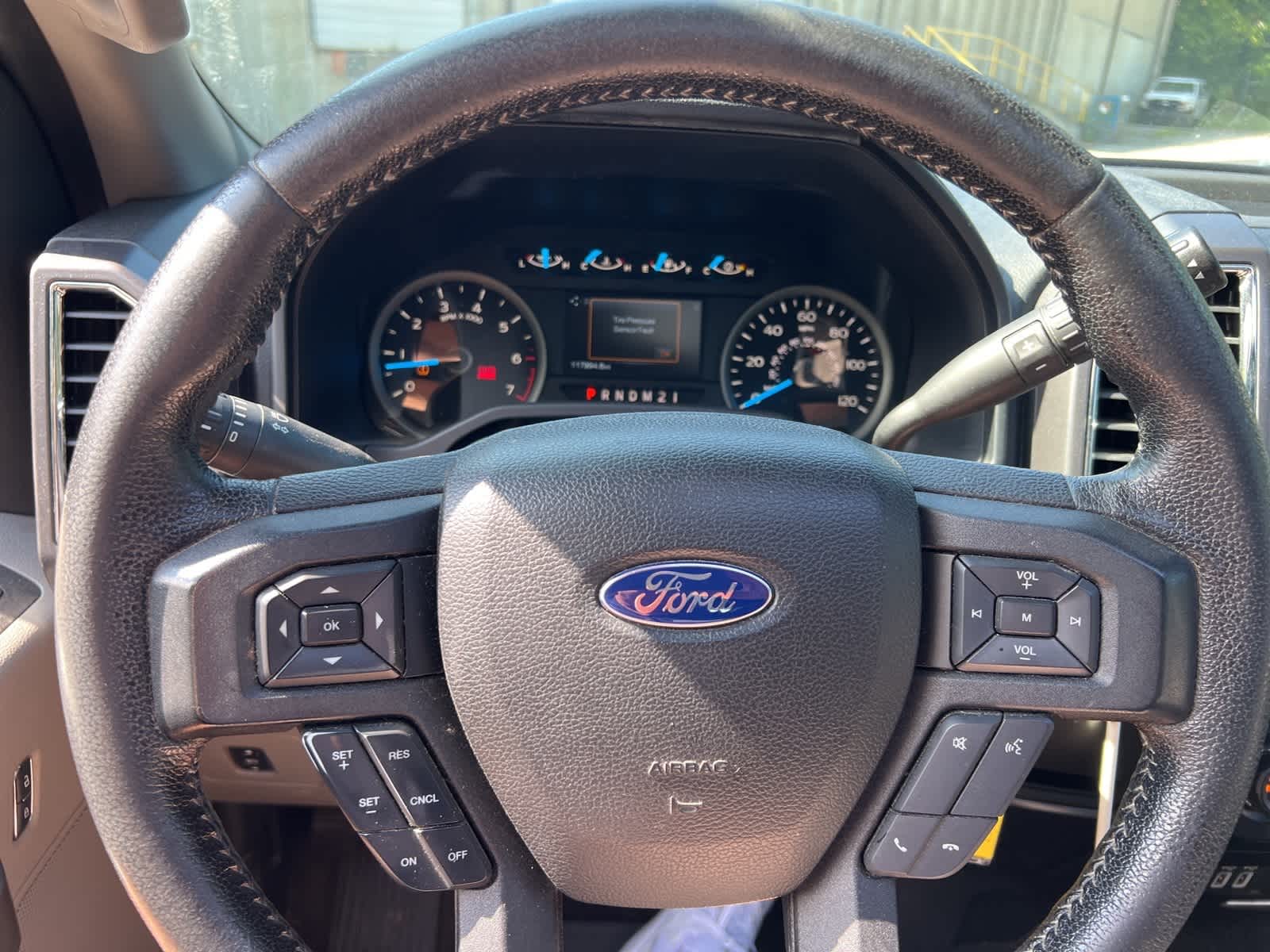 Thumbnail: 2016 Ford F-150 - 21