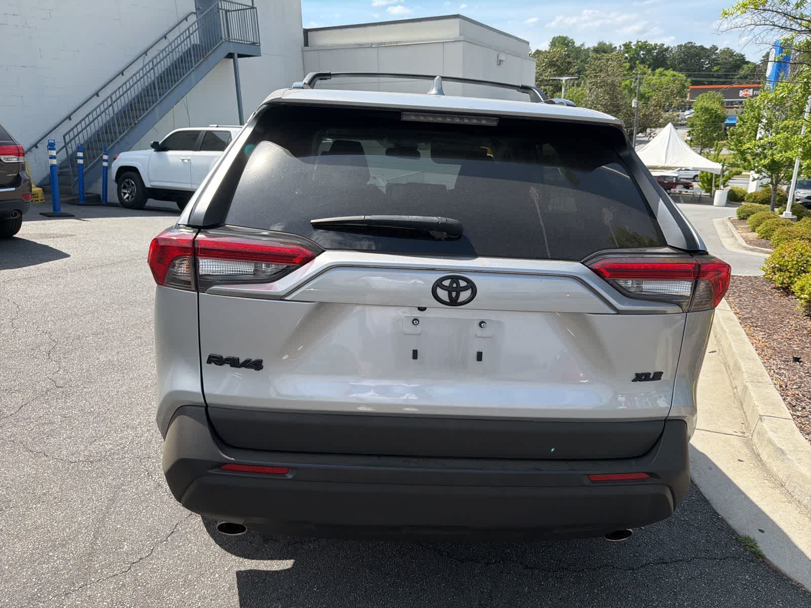 Thumbnail: 2023 Toyota RAV4 - 9