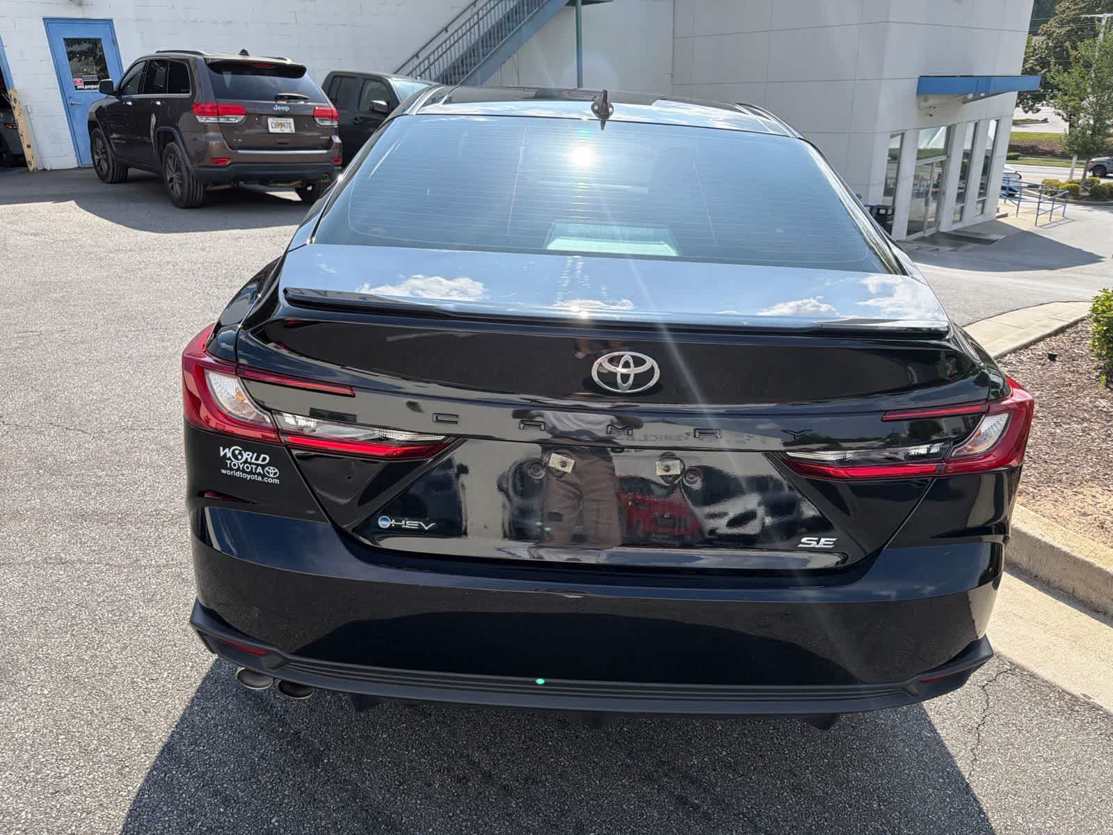 Thumbnail: 2025 Toyota Camry - 11