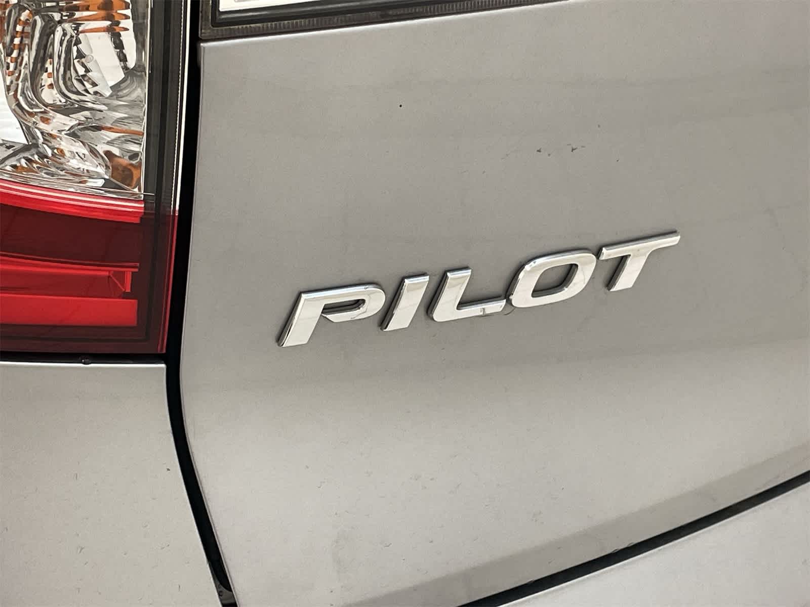 Thumbnail: 2019 Honda Pilot - 22