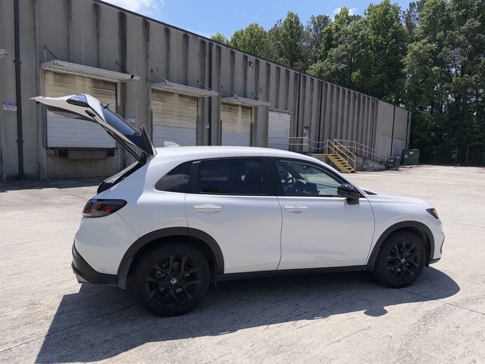 Thumbnail: 2025 Honda HR-V - 11