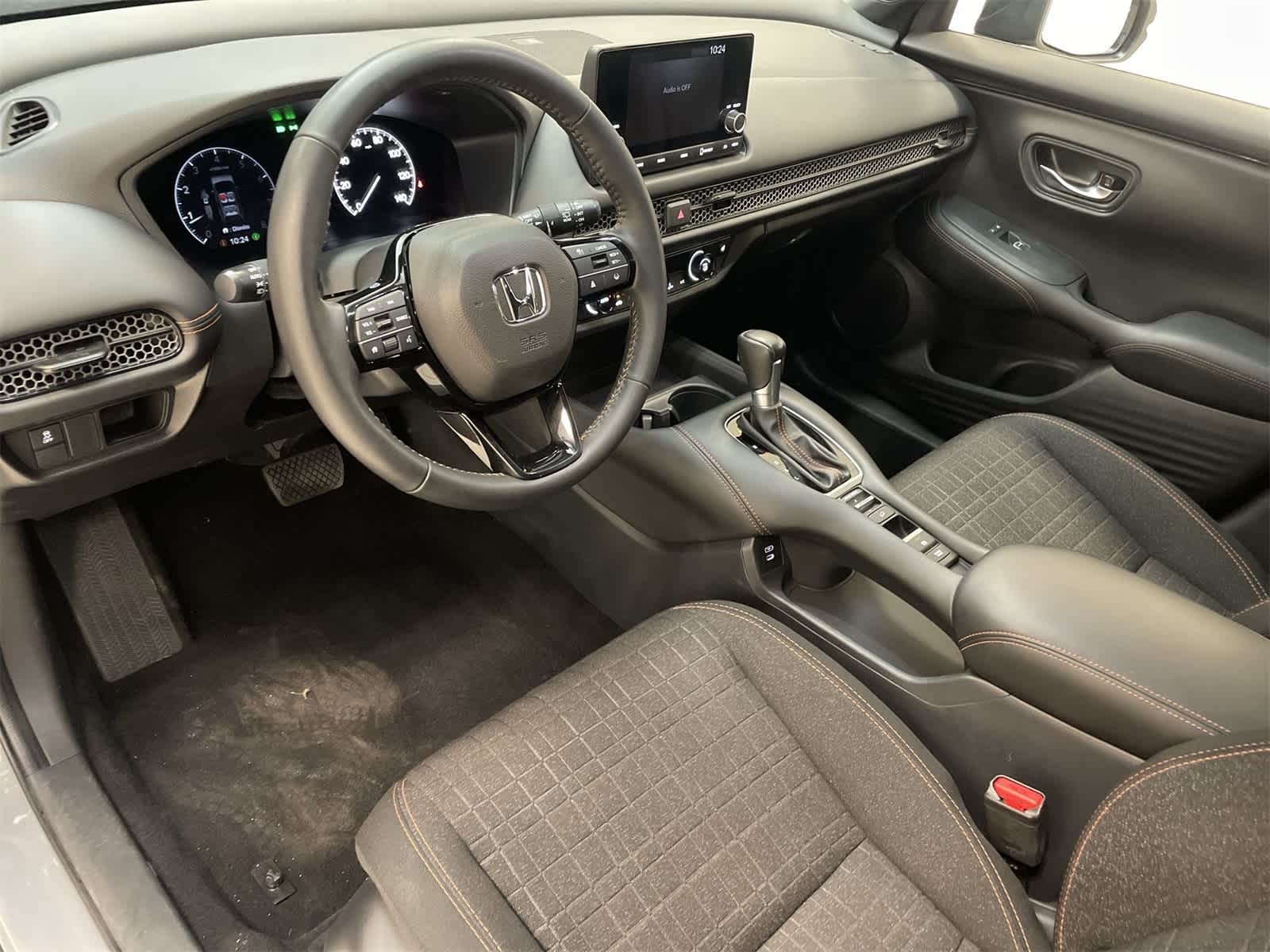 Thumbnail: 2025 Honda HR-V - 2