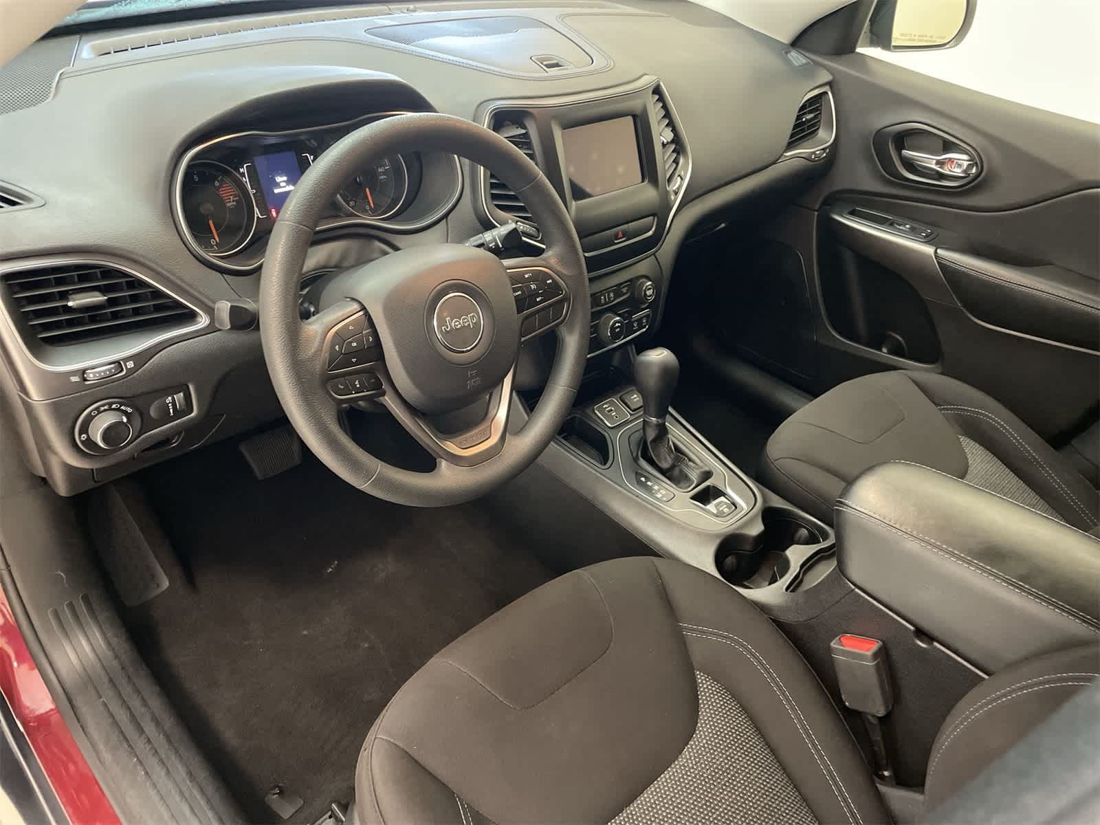 Thumbnail: 2020 Jeep Cherokee - 2
