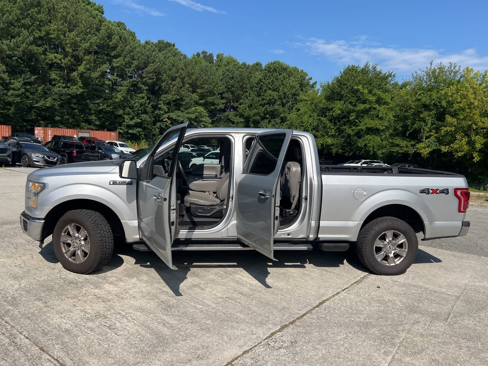 Thumbnail: 2016 Ford F-150 - 17